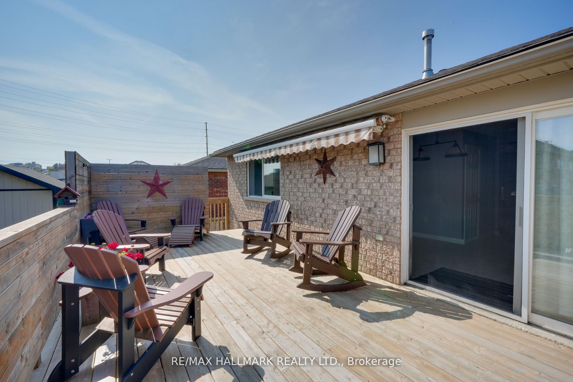 Photo 16 of 5 Pacific Avenue, Barrie, Little Lake — HOMEH