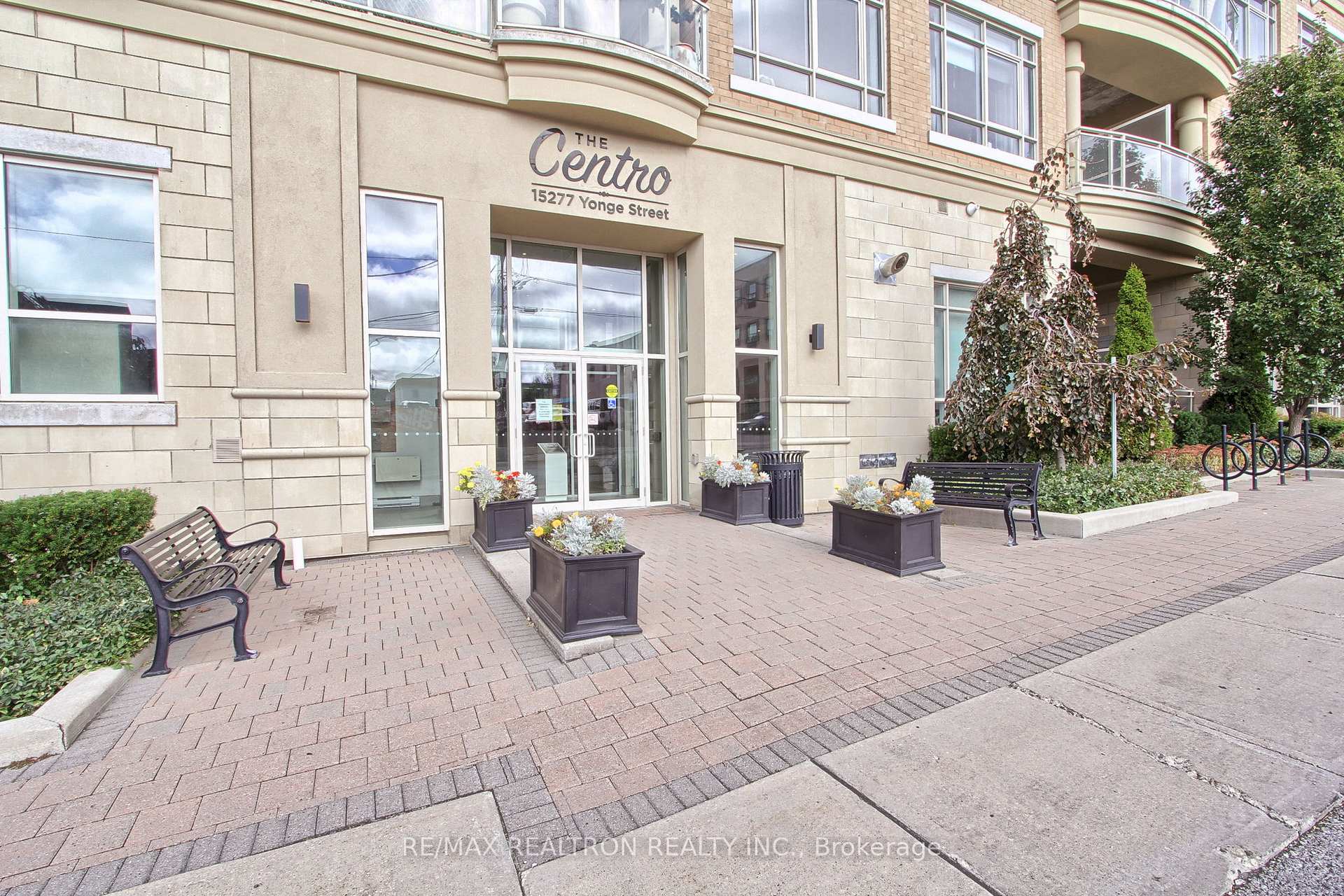Front of Unit 506, 15277 Yonge Street