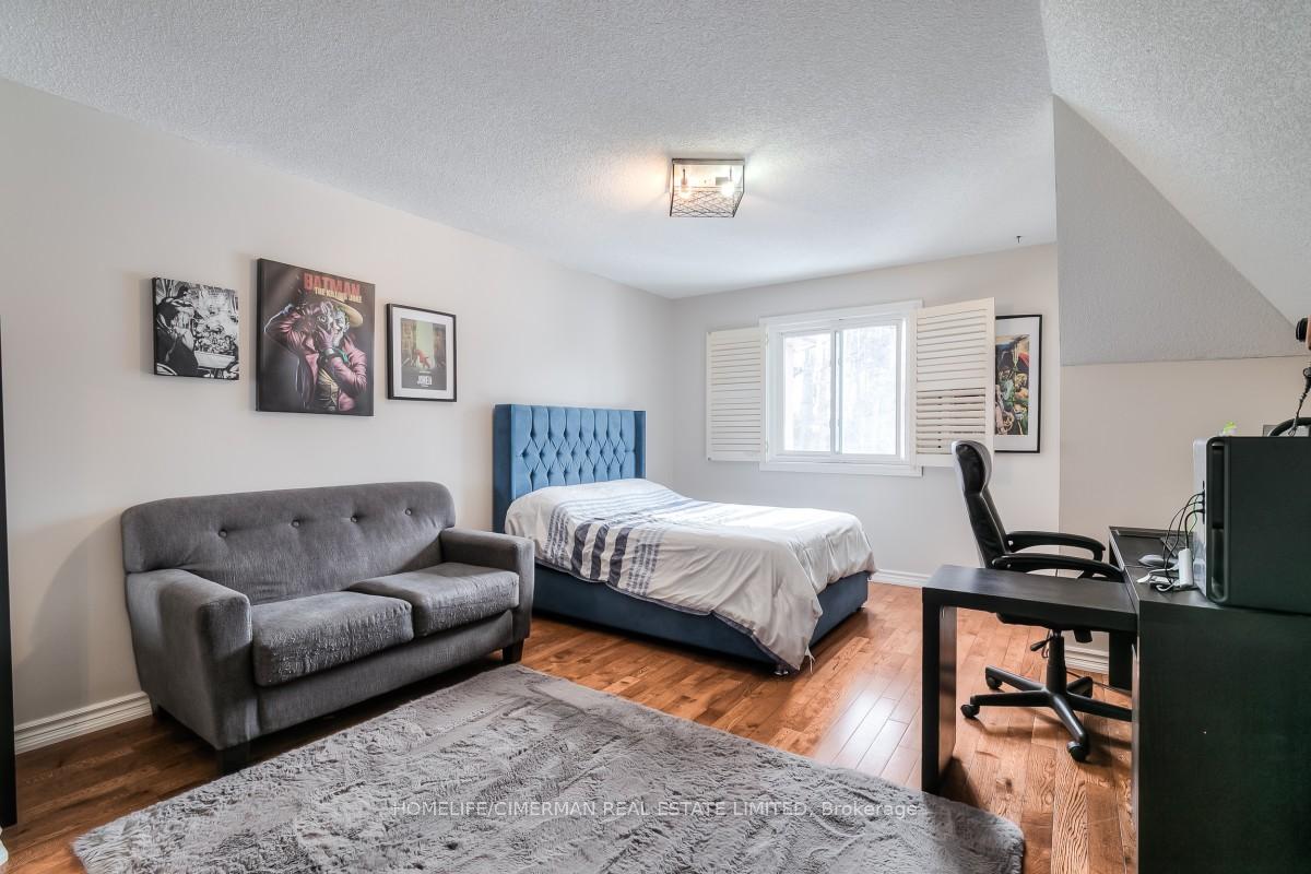 Photo 26 of 57 Treegrove Circle, Aurora, Hills of St Andrew — HOMEH