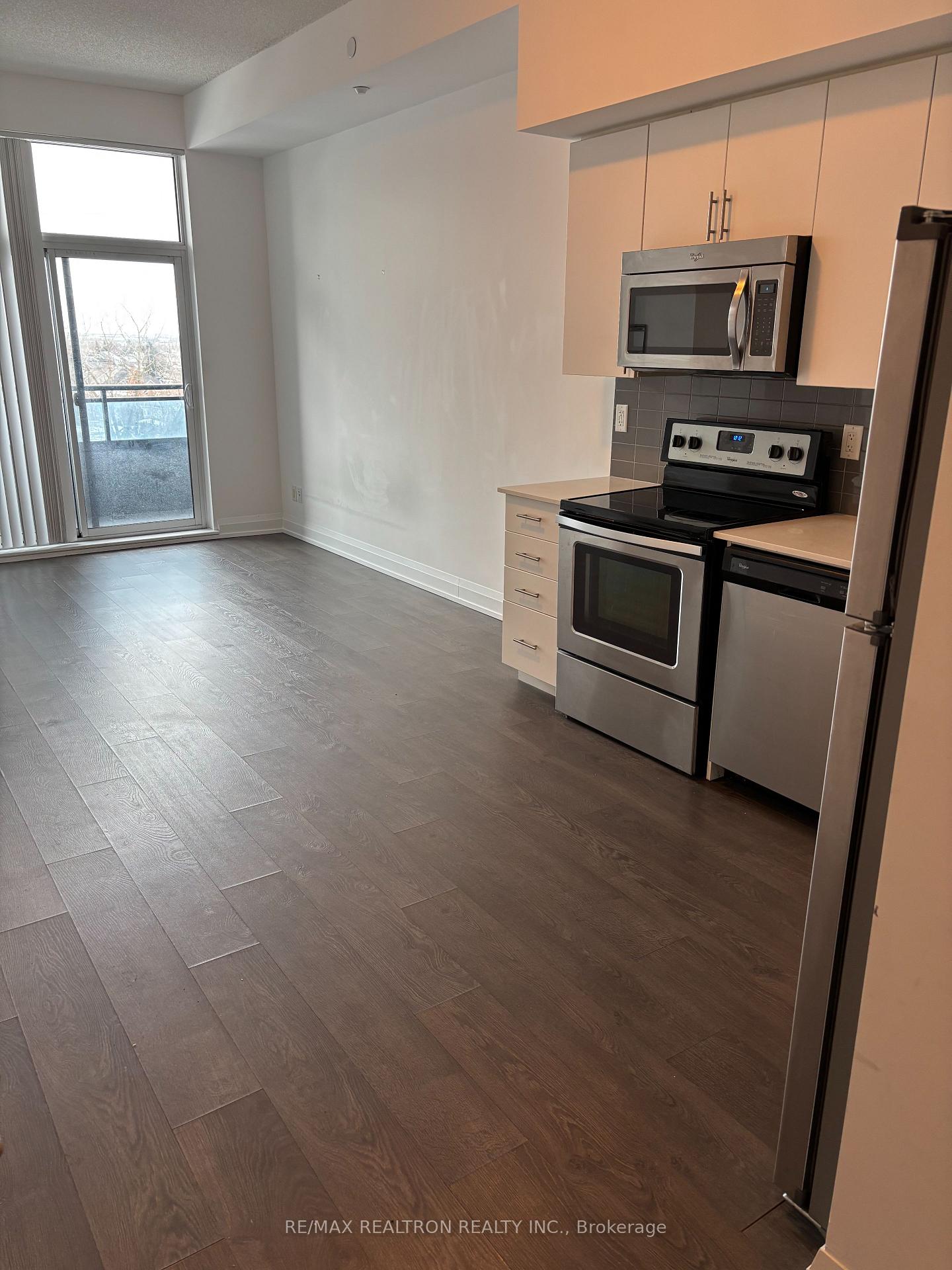 Photo 3 of Unit 621, 7900 Bathurst Street, Vaughan, Beverley Glen — HOMEH