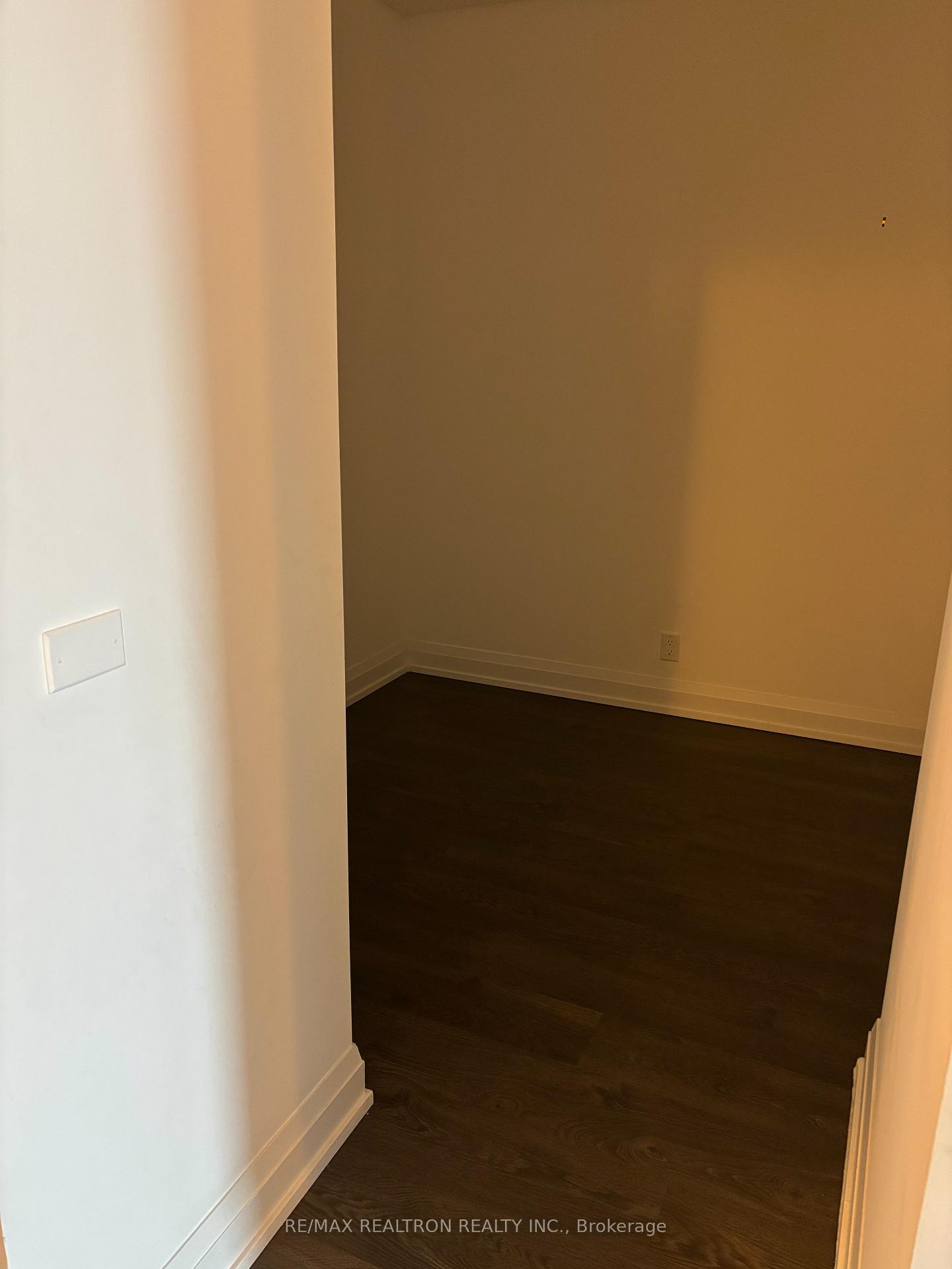 Photo 5 of Unit 621, 7900 Bathurst Street, Vaughan, Beverley Glen — HOMEH