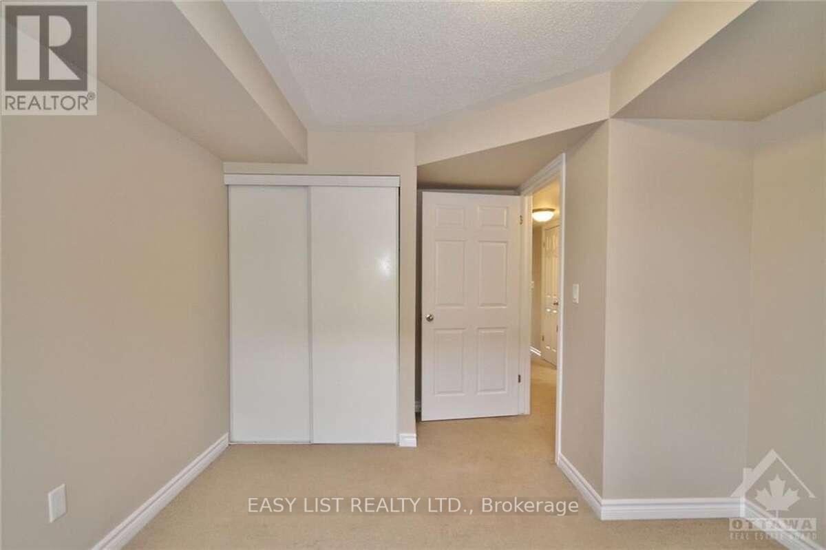 Photo 11 of Unit 4, 500 Stonefield Private, Ottawa, Barrhaven East — HOMEH