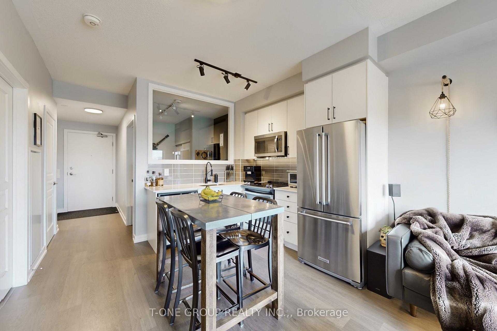 Photo 8 of Unit 315, 555 William Graham Drive, Aurora, Rural Aurora — HOMEH
