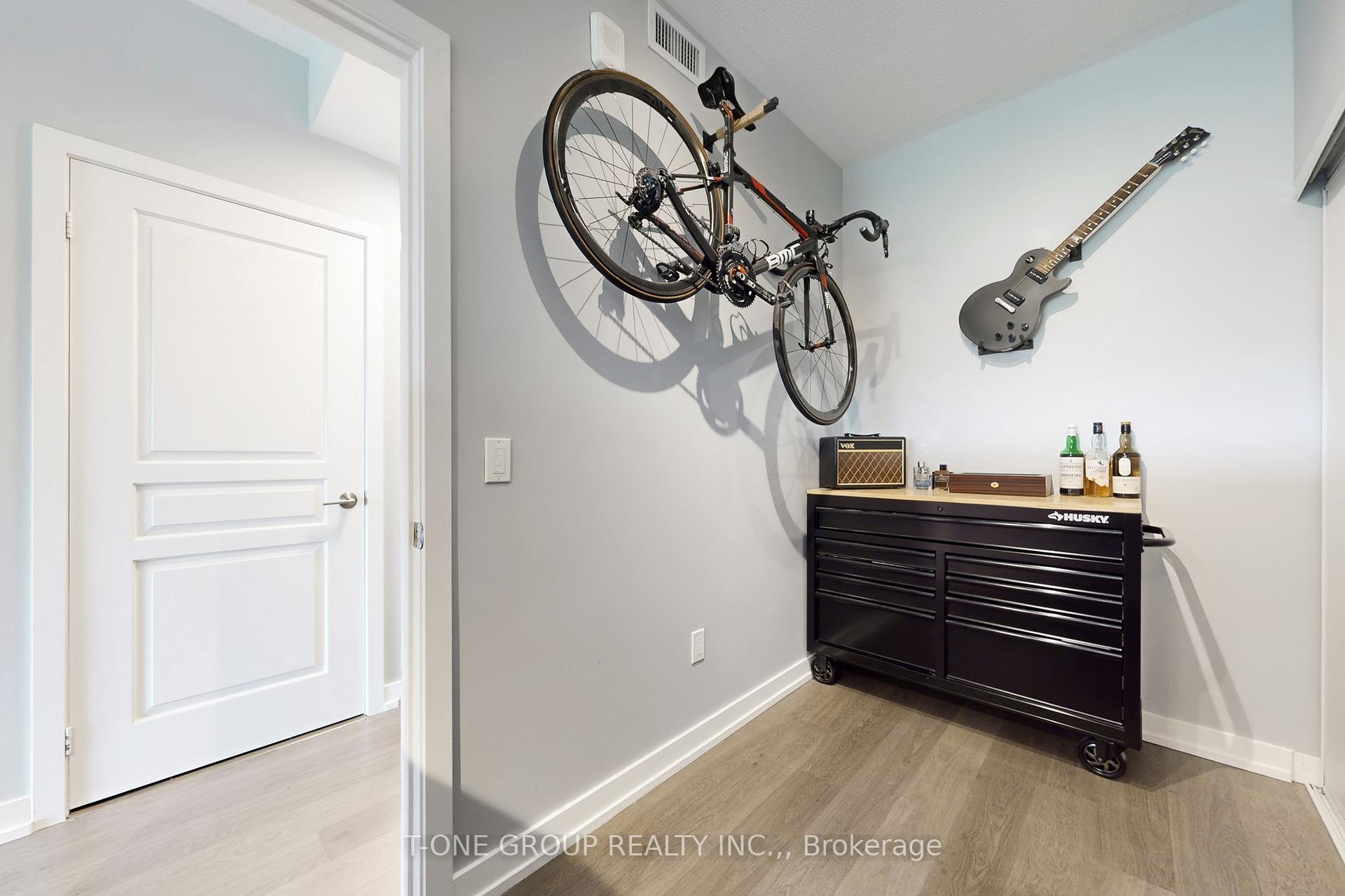Photo 16 of Unit 315, 555 William Graham Drive, Aurora, Rural Aurora — HOMEH