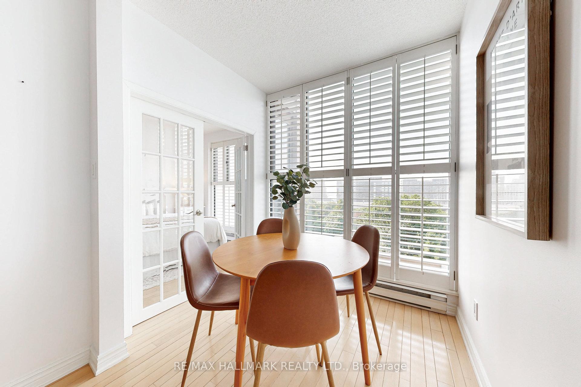 Photo 13 of Unit 924, 65 Scadding Avenue, Toronto, Waterfront Communities — HOMEH