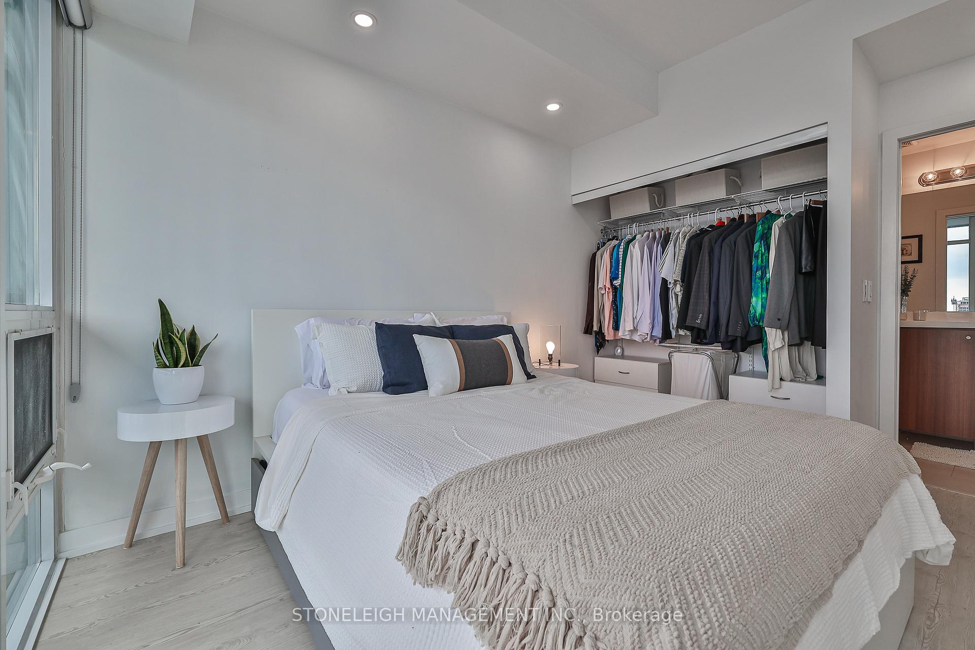 Photo 27 of Unit 1306, 105 George Street, Toronto, Moss Park — HOMEH