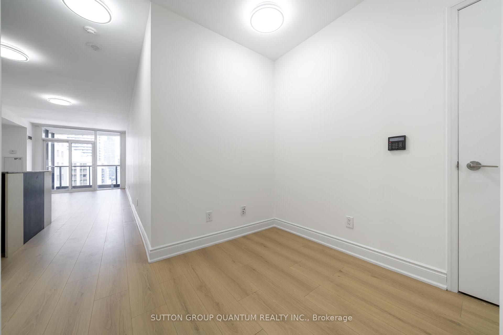 Photo 6 of Unit 1902, 21 Carlton Street, Toronto, Church-Yonge Corridor — HOMEH