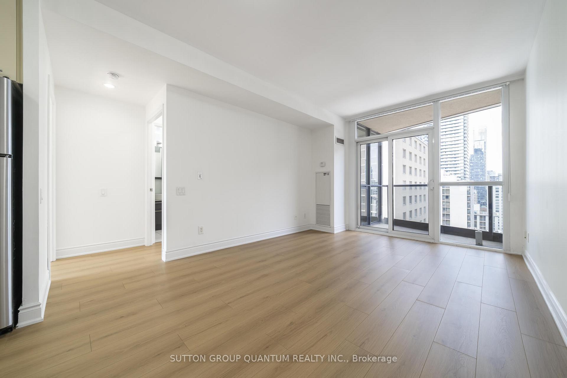 Photo 9 of Unit 1902, 21 Carlton Street, Toronto, Church-Yonge Corridor — HOMEH