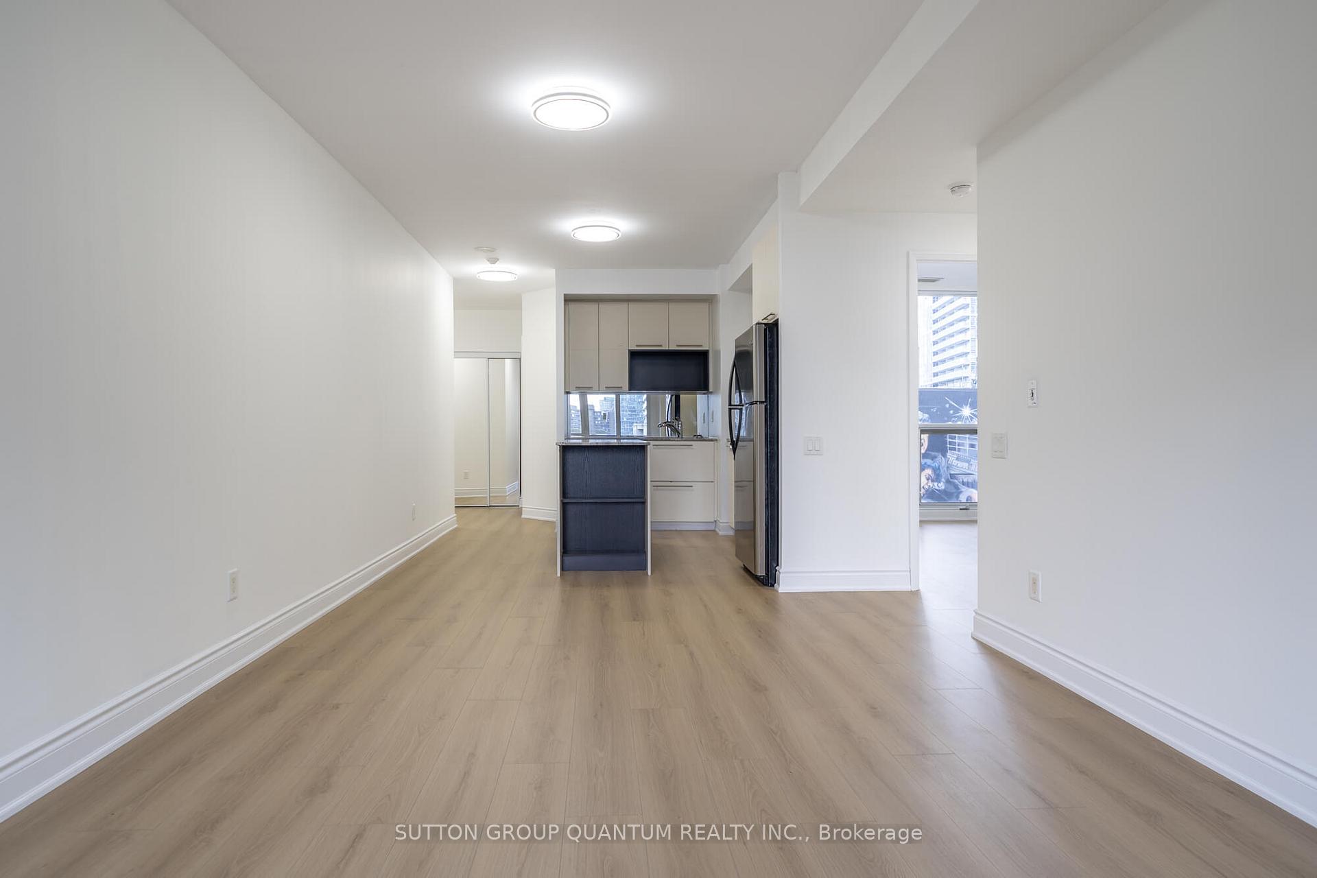 Photo 12 of Unit 1902, 21 Carlton Street, Toronto, Church-Yonge Corridor — HOMEH