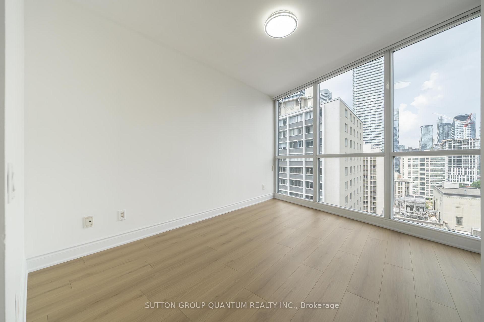 Photo 15 of Unit 1902, 21 Carlton Street, Toronto, Church-Yonge Corridor — HOMEH