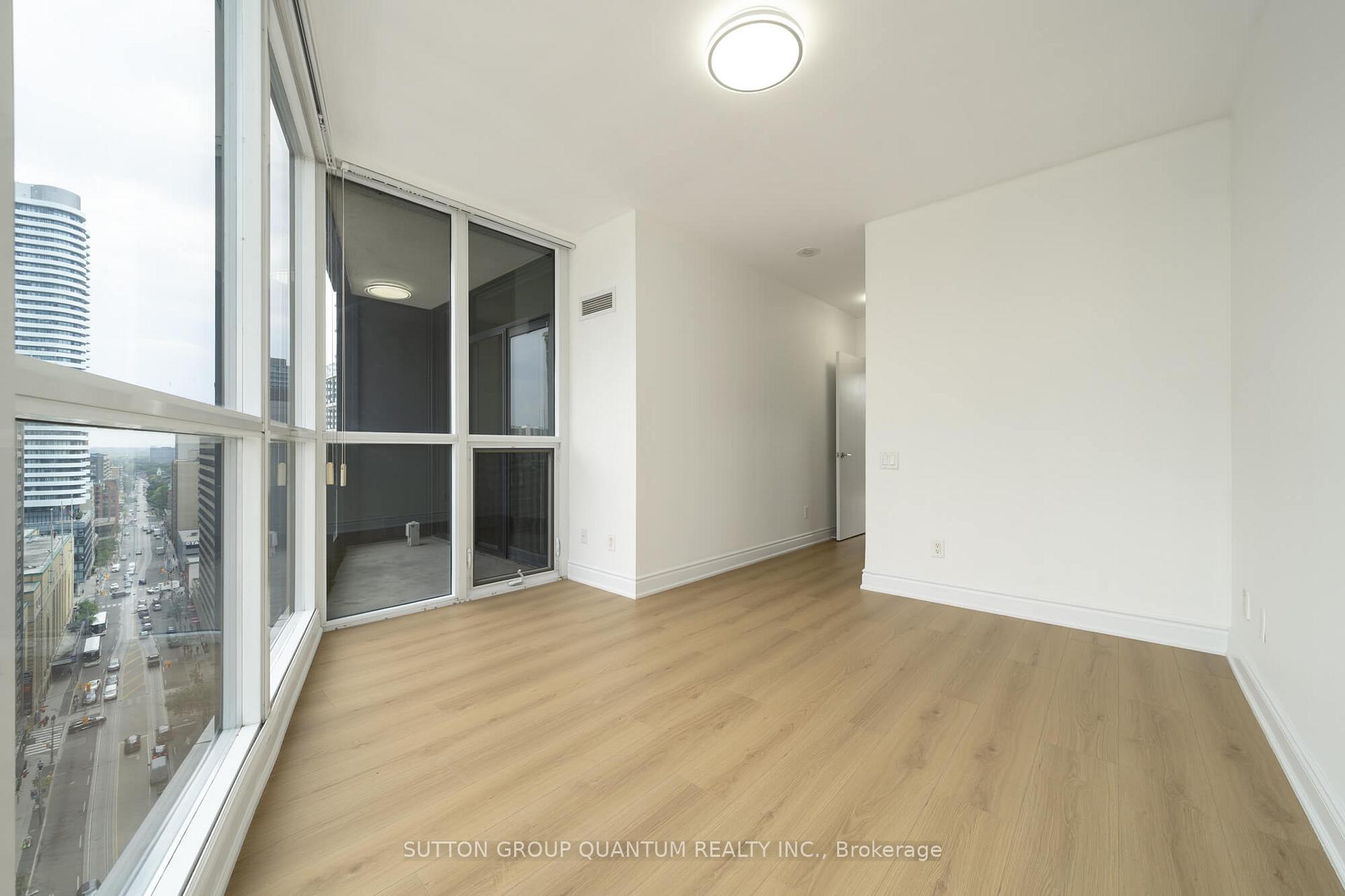 Photo 18 of Unit 1902, 21 Carlton Street, Toronto, Church-Yonge Corridor — HOMEH