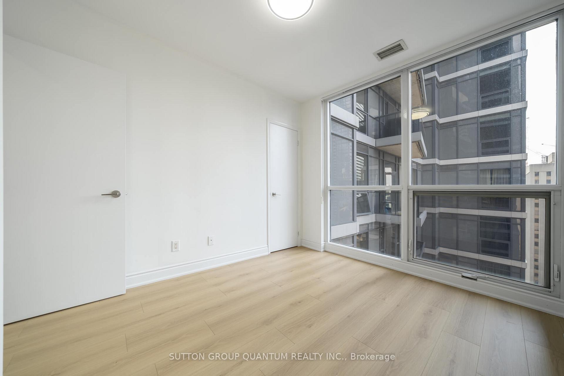 Photo 23 of Unit 1902, 21 Carlton Street, Toronto, Church-Yonge Corridor — HOMEH