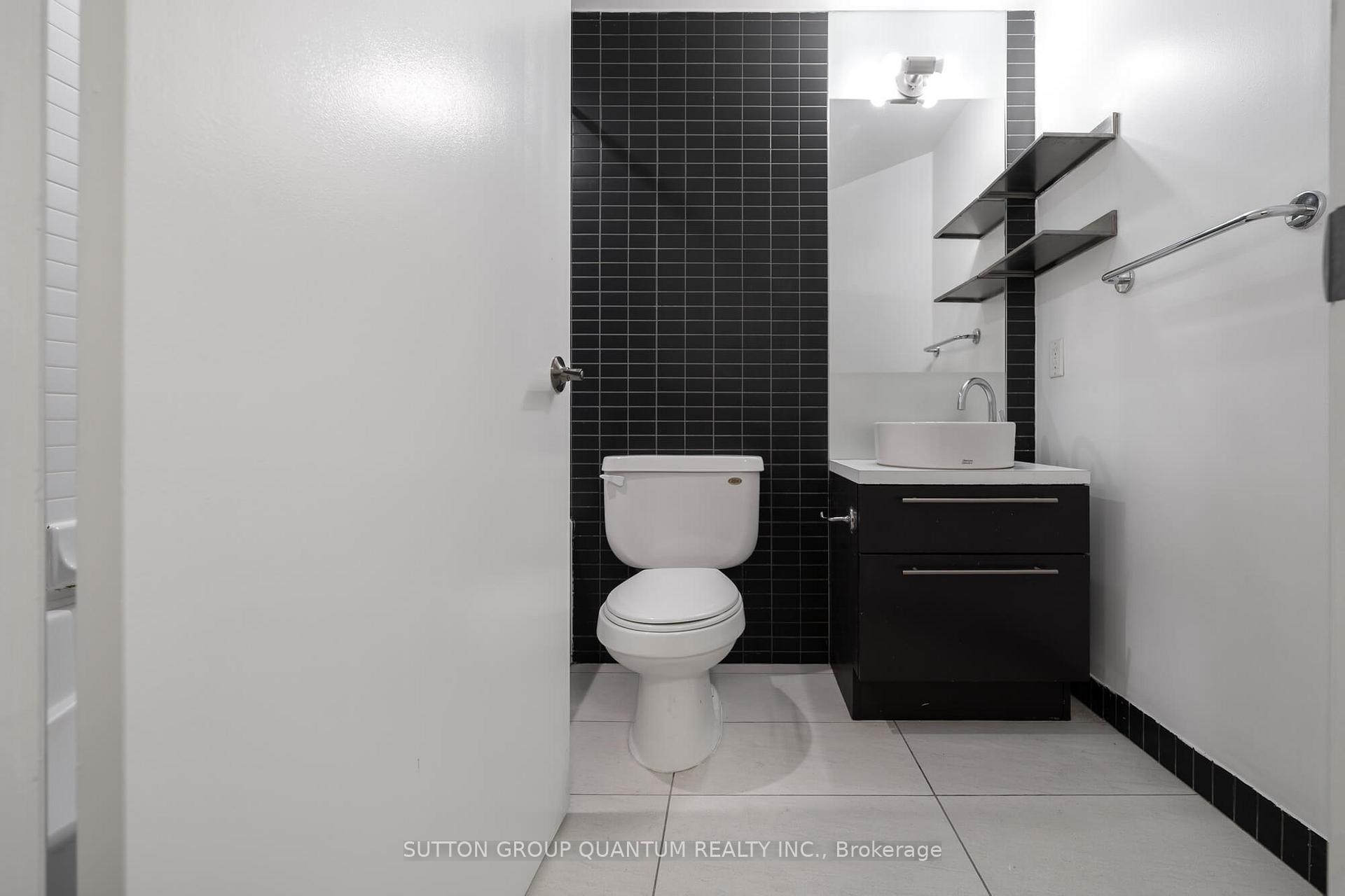 Photo 26 of Unit 1902, 21 Carlton Street, Toronto, Church-Yonge Corridor — HOMEH