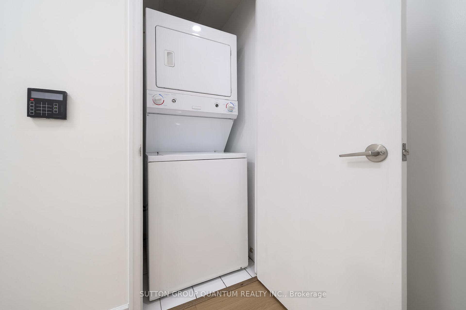 Photo 28 of Unit 1902, 21 Carlton Street, Toronto, Church-Yonge Corridor — HOMEH