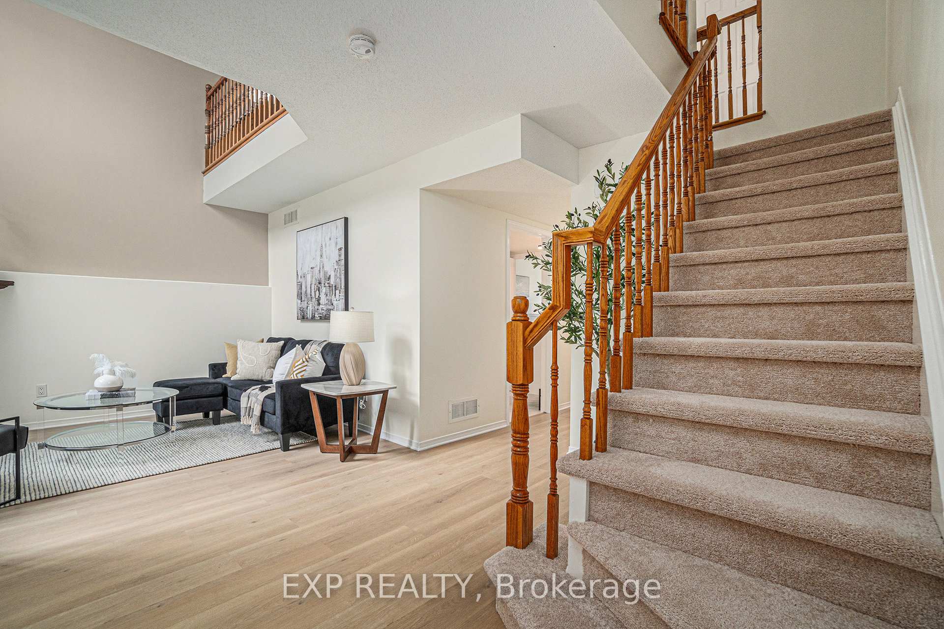 Photo 3 of Unit 121, 5 - 70 Edenvale Dr, Ottawa, Kanata - Beaverbrook — HOMEH