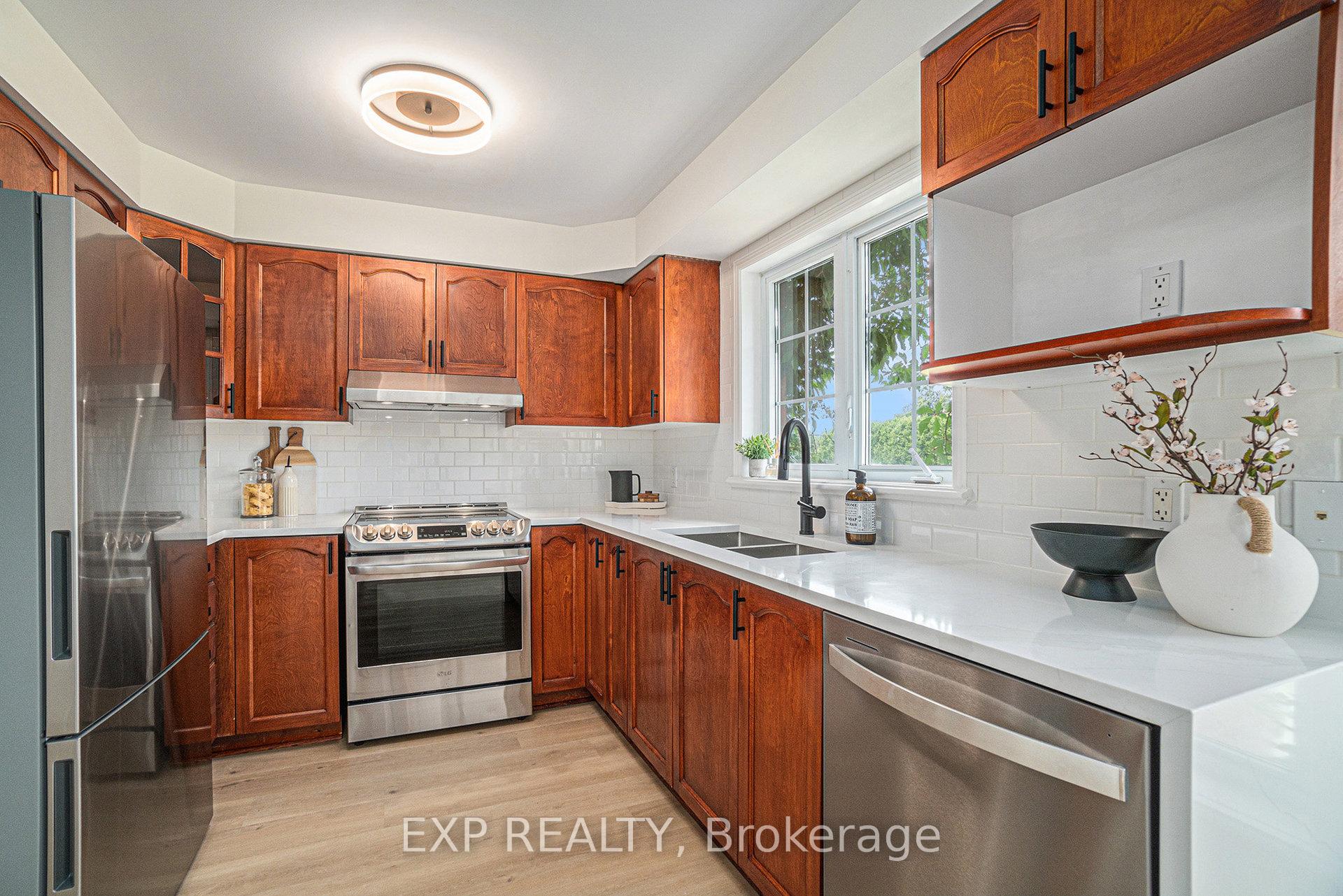 Photo 5 of Unit 121, 5 - 70 Edenvale Dr, Ottawa, Kanata - Beaverbrook — HOMEH