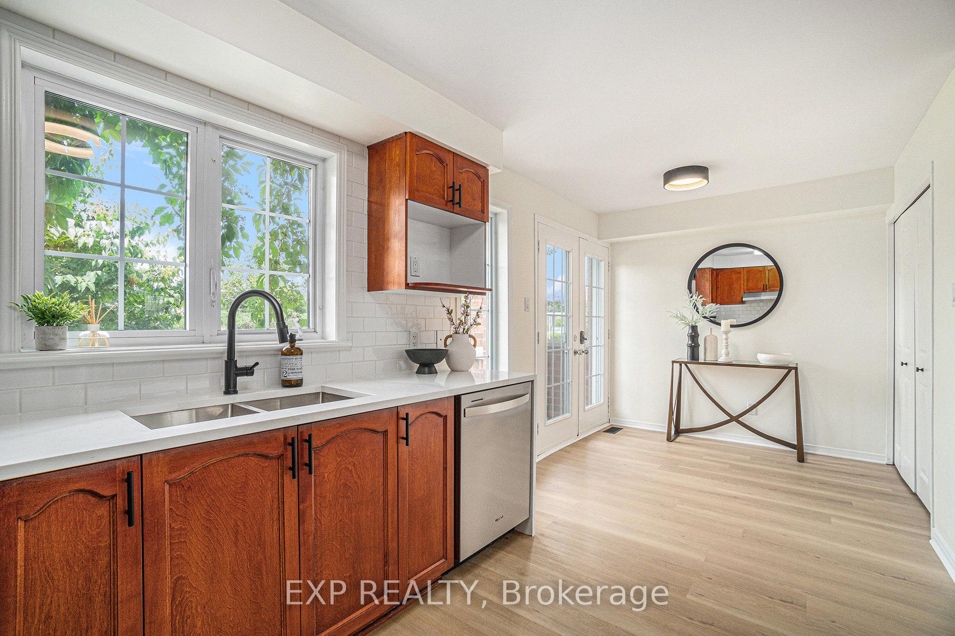 Photo 8 of Unit 121, 5 - 70 Edenvale Dr, Ottawa, Kanata - Beaverbrook — HOMEH