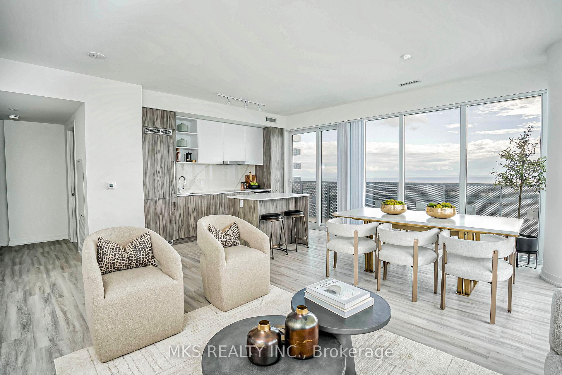 Photo 3 of Unit 6311, 55 Cooper Street, Toronto, Waterfront Communities — HOMEH