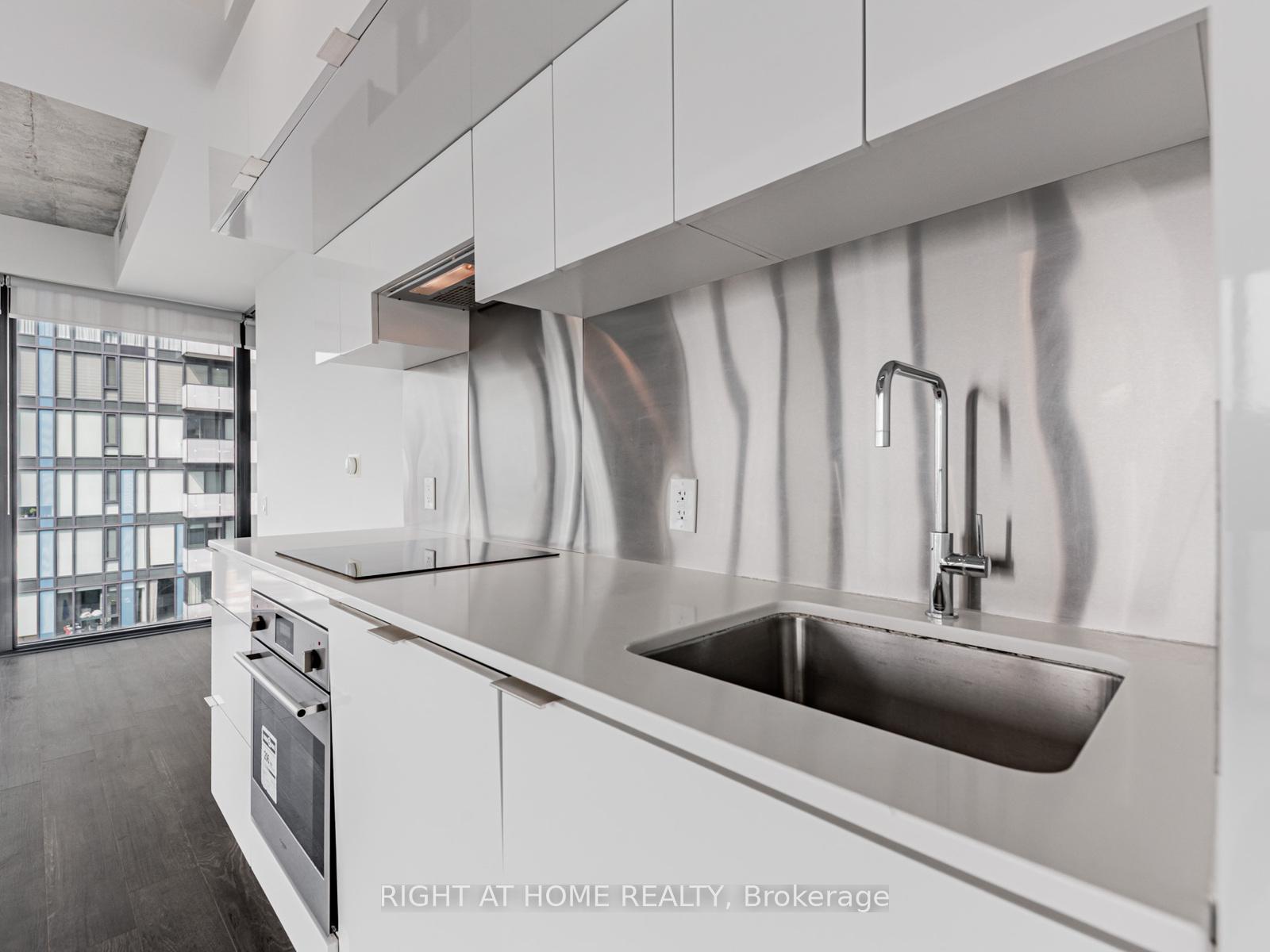 Photo 9 of Unit 3110, 185 Roehampton Avenue, Toronto, Mount Pleasant West — HOMEH