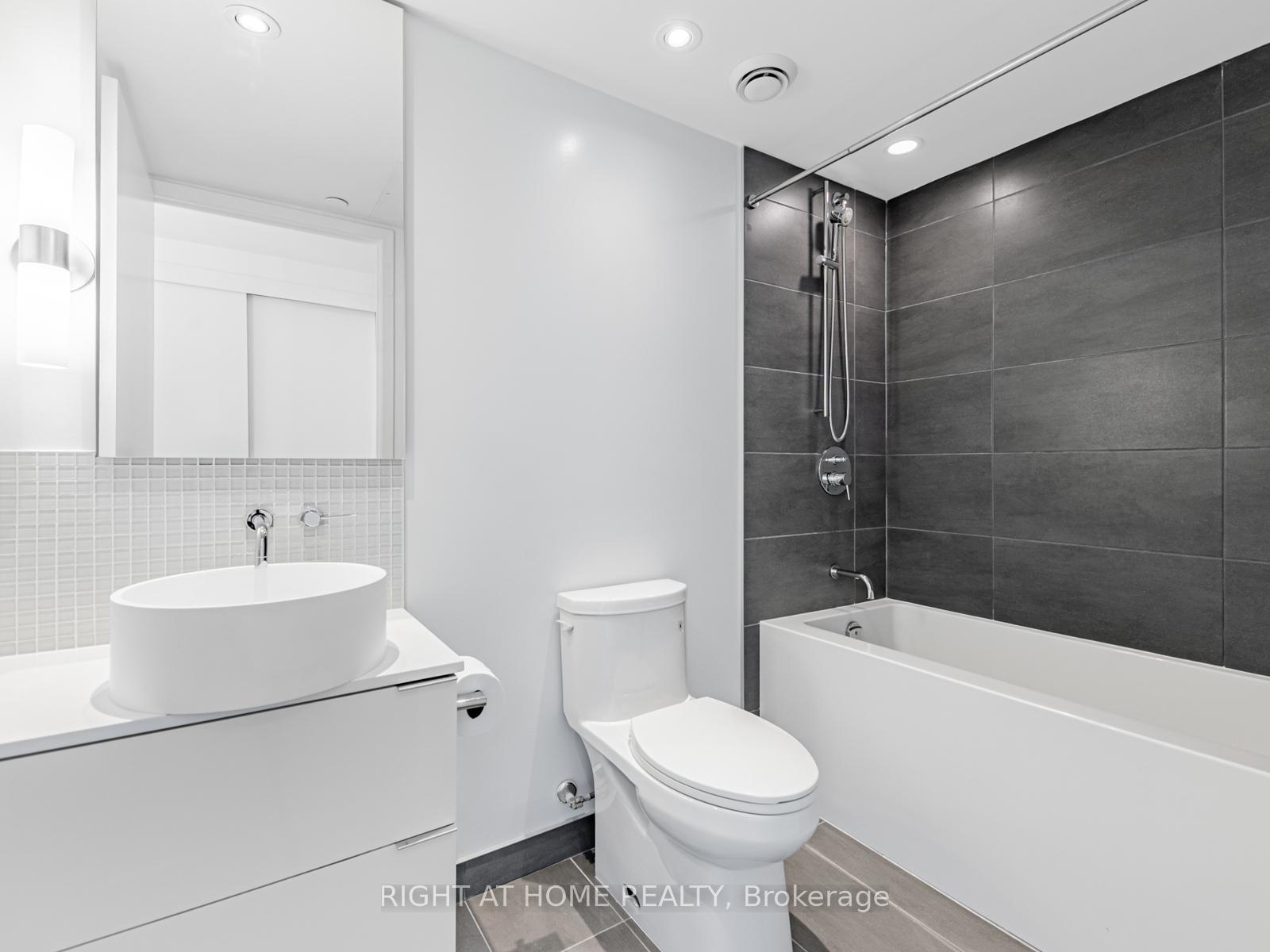 Photo 19 of Unit 3110, 185 Roehampton Avenue, Toronto, Mount Pleasant West — HOMEH