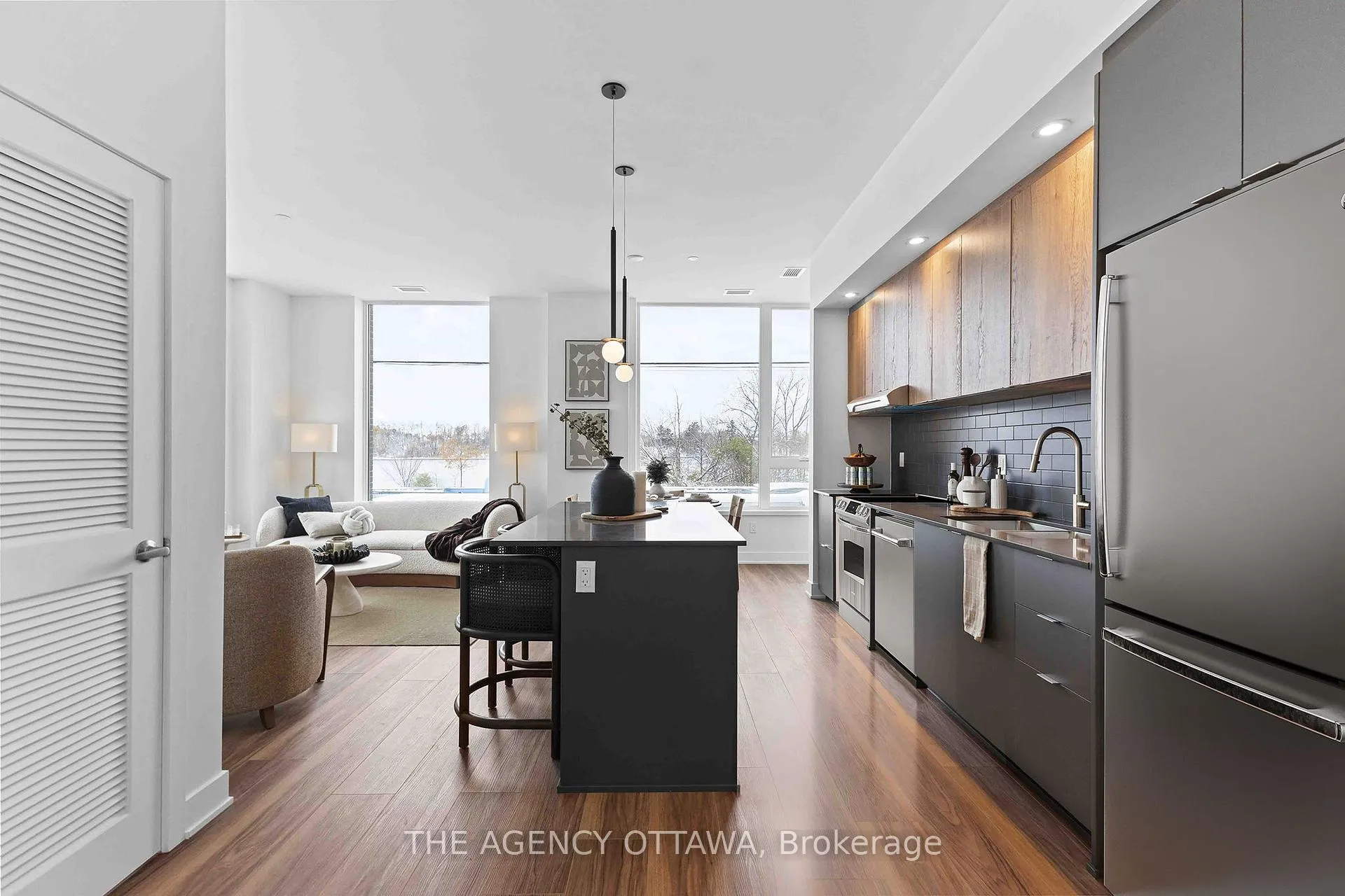 Photo 2 of Unit 211, 3071 Riverside Drive, Ottawa, Mooneys Bay/Riverside Park — HOMEH