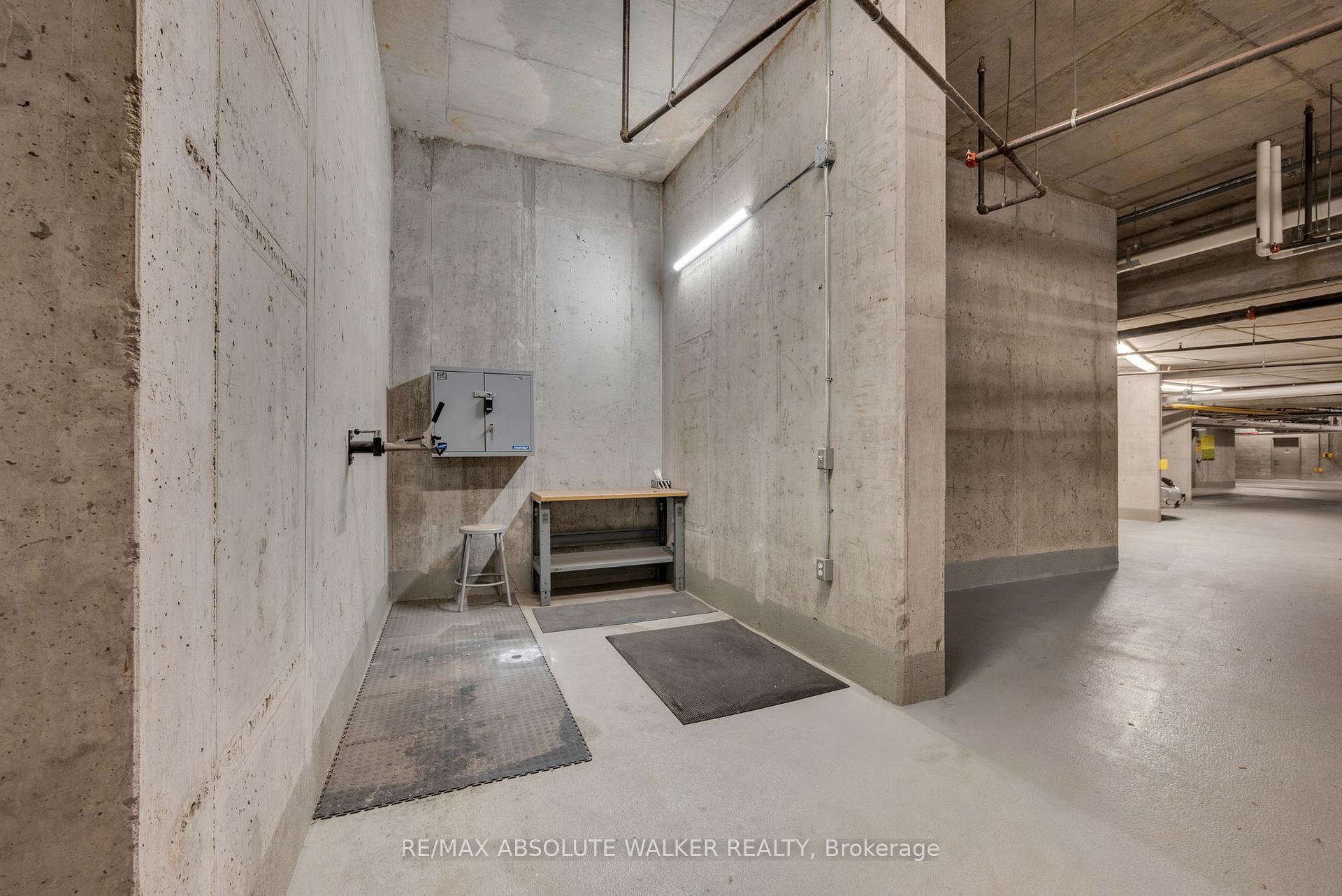 Photo 38 of Unit 1006, 7 Marquette Avenue, Ottawa, Vanier — HOMEH