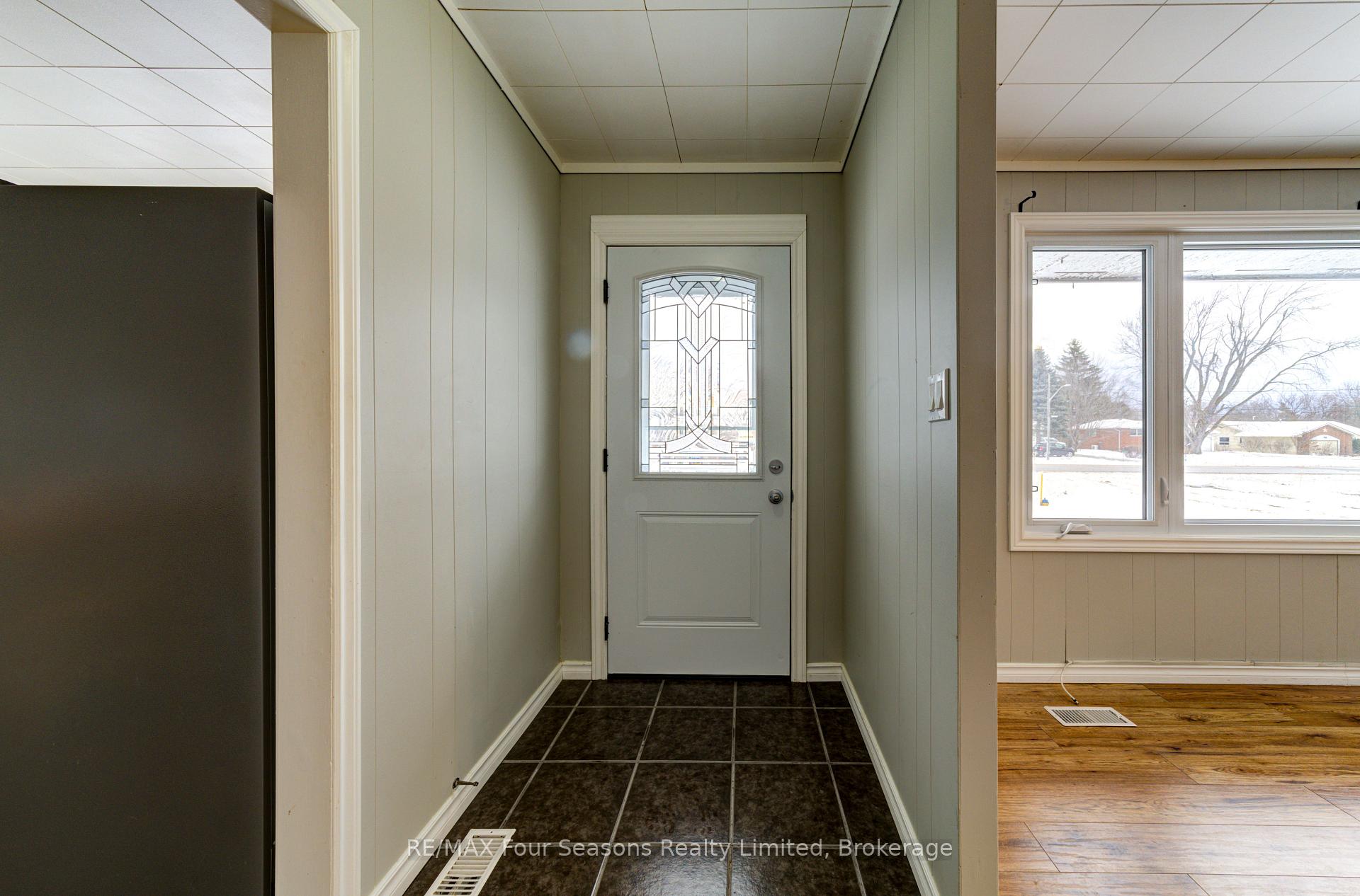 Photo 11 of 7531 County Road 91, Clearview, Stayner — HOMEH