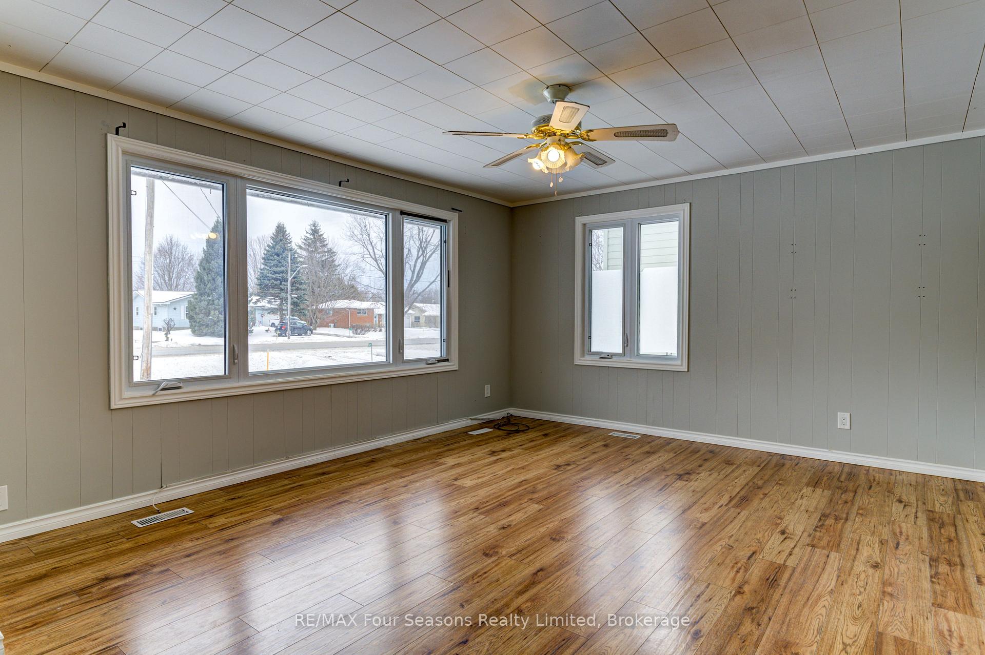 Photo 13 of 7531 County Road 91, Clearview, Stayner — HOMEH