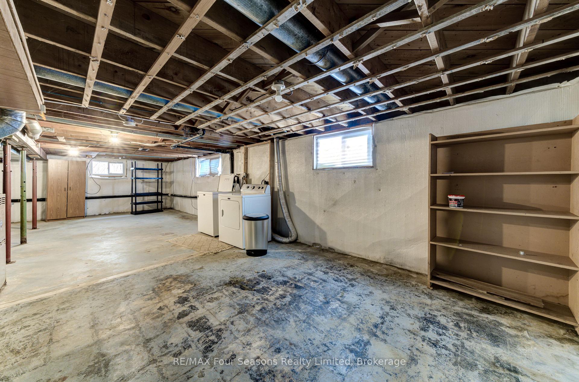 Photo 21 of 7531 County Road 91, Clearview, Stayner — HOMEH