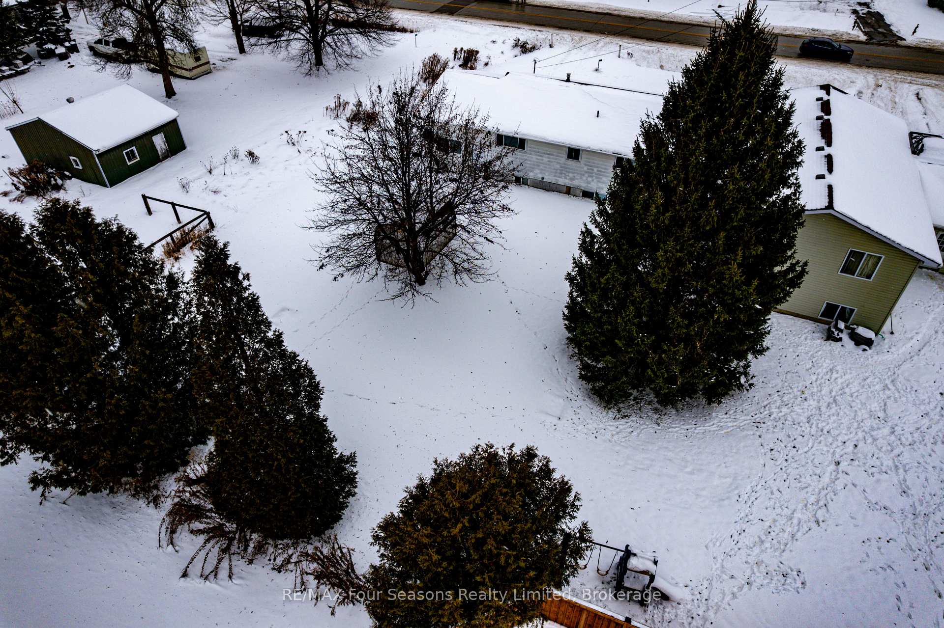 Photo 26 of 7531 County Road 91, Clearview, Stayner — HOMEH