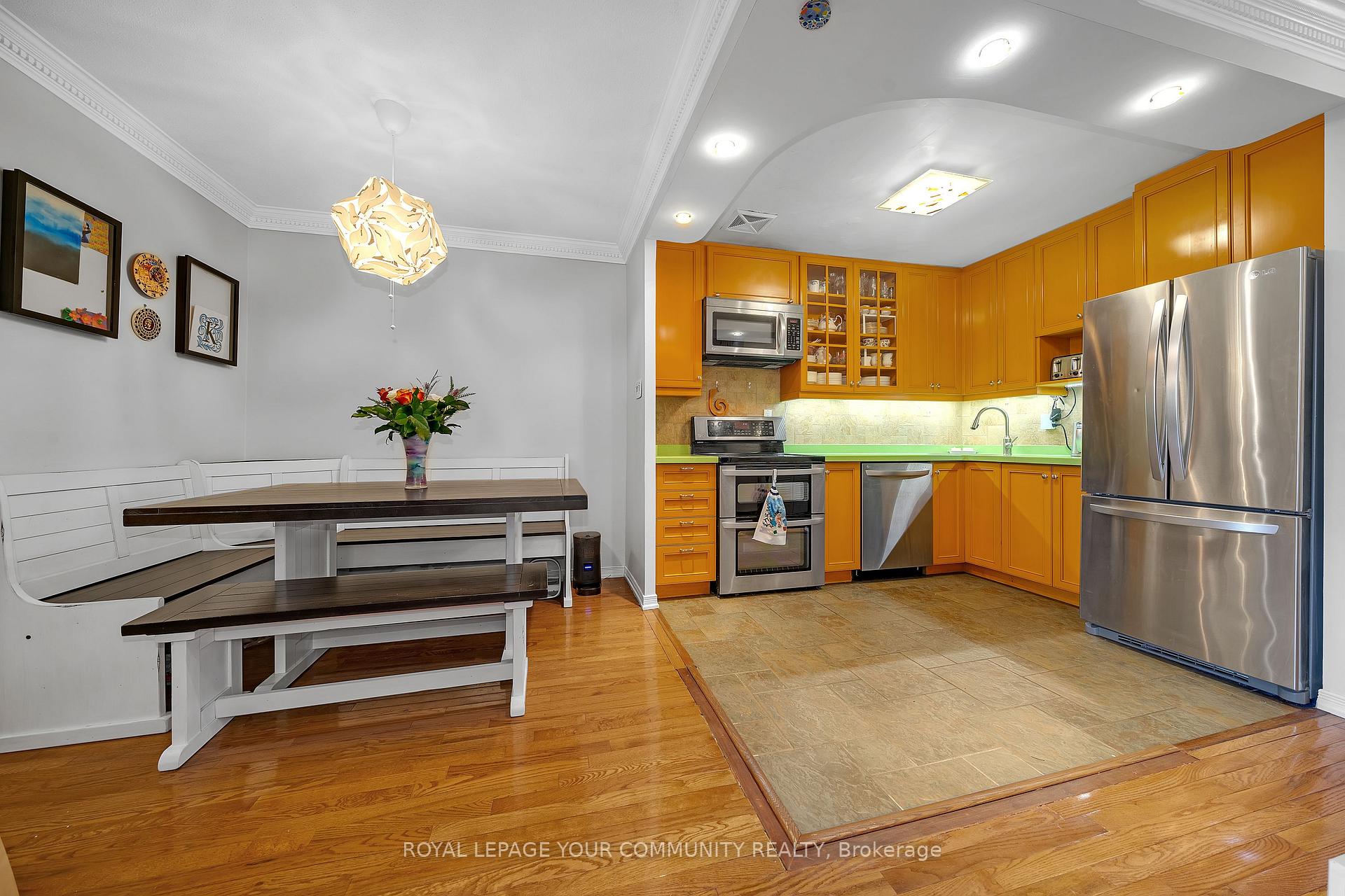 Photo 6 of Unit 254, 16 Elgin Street, Markham, Thornhill — HOMEH