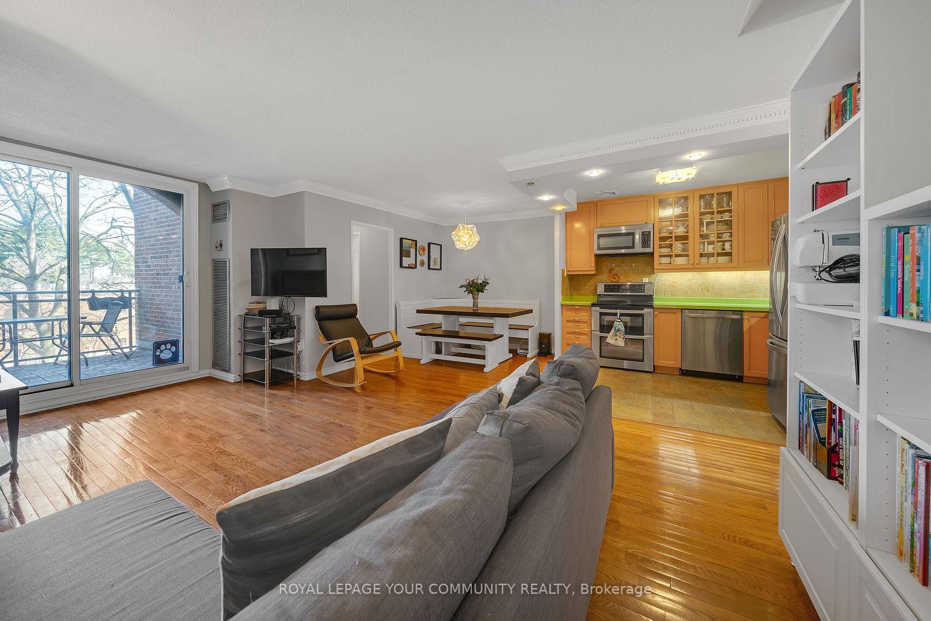 Photo 8 of Unit 254, 16 Elgin Street, Markham, Thornhill — HOMEH