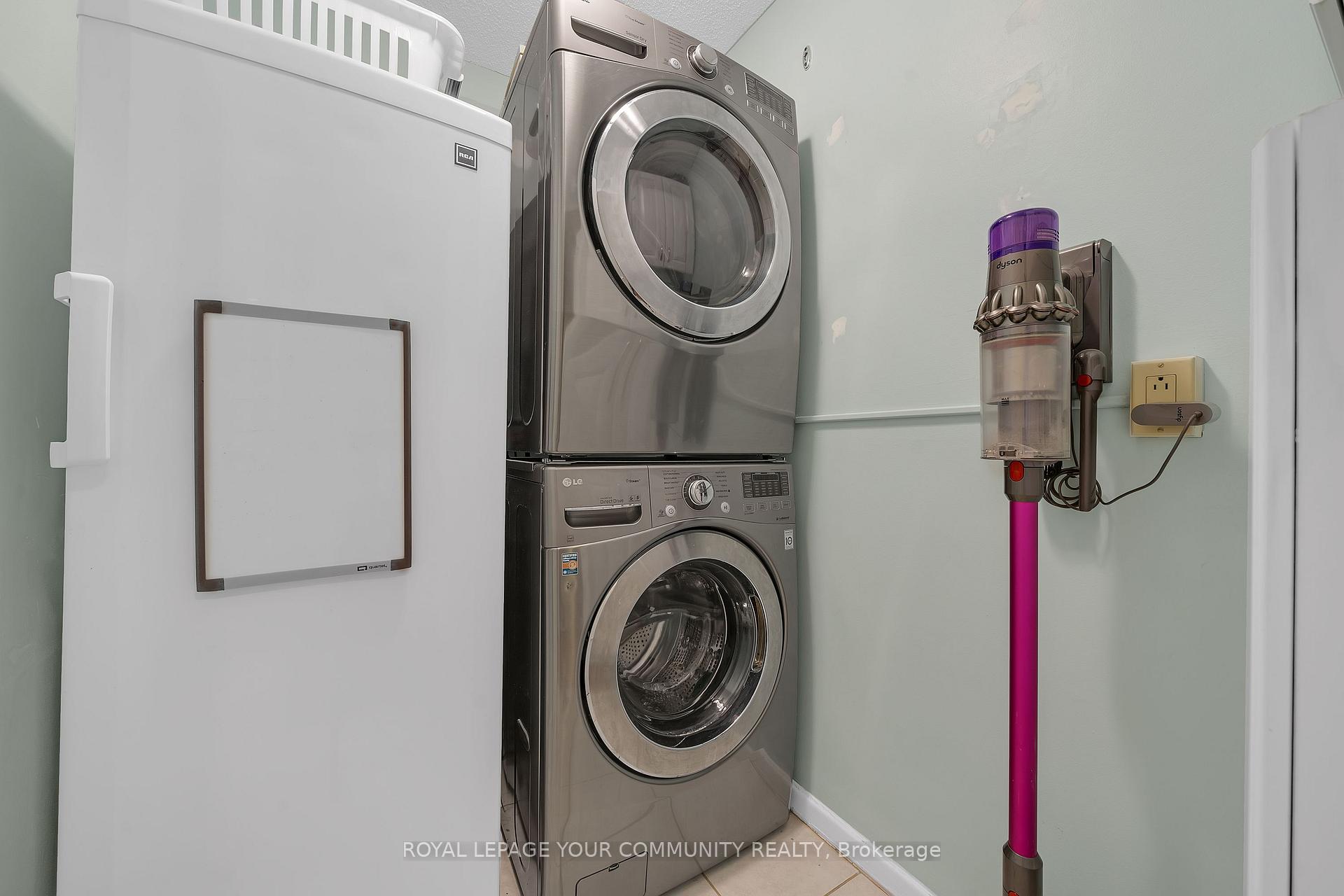 Photo 21 of Unit 254, 16 Elgin Street, Markham, Thornhill — HOMEH