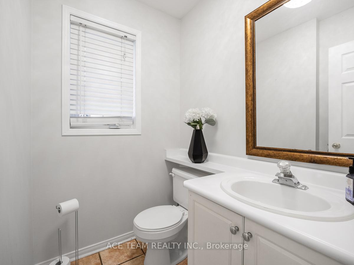 Photo 6 of 147 Hanton Crescent, Caledon, Bolton East — HOMEH