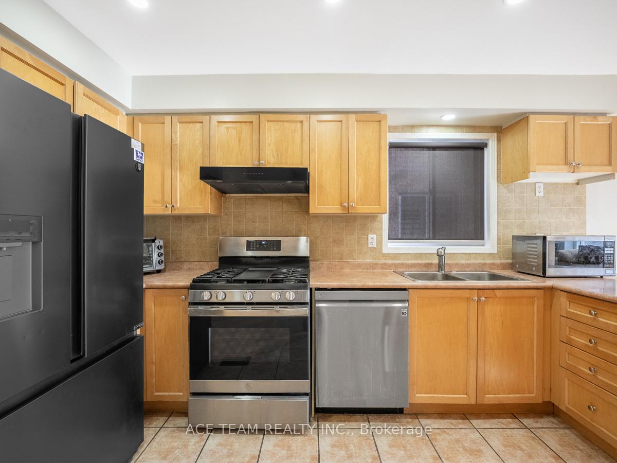Photo 7 of 147 Hanton Crescent, Caledon, Bolton East — HOMEH