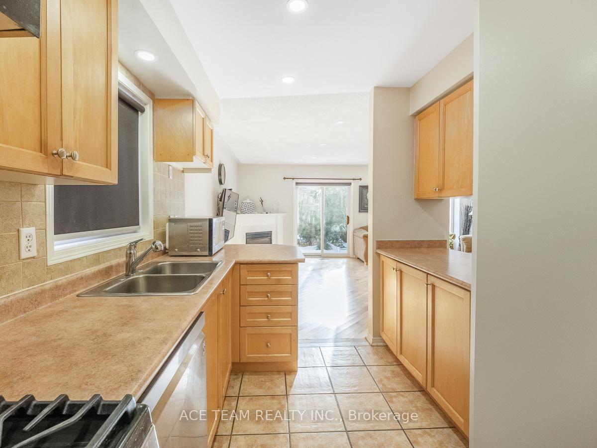 Photo 12 of 147 Hanton Crescent, Caledon, Bolton East — HOMEH