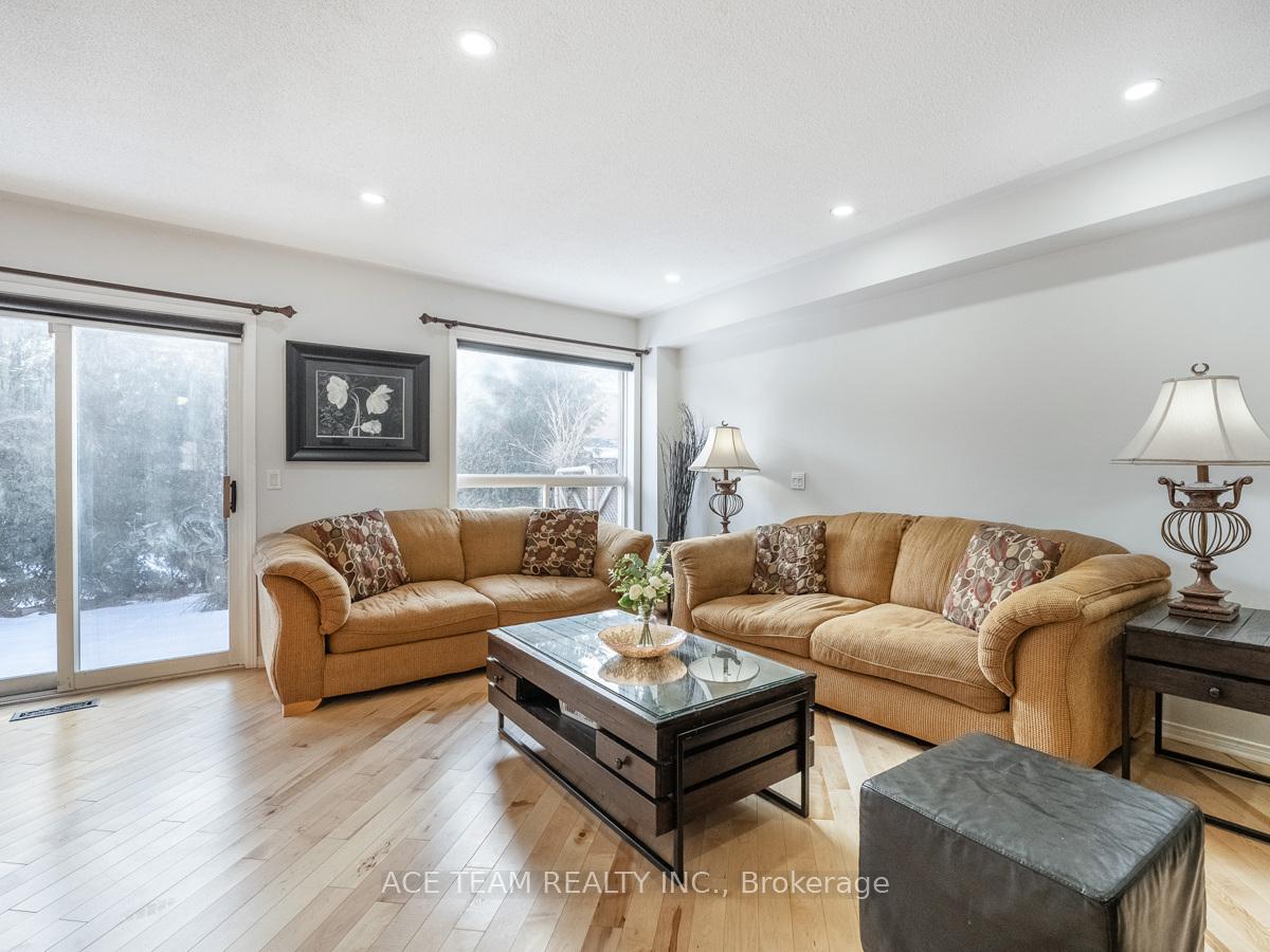 Photo 17 of 147 Hanton Crescent, Caledon, Bolton East — HOMEH