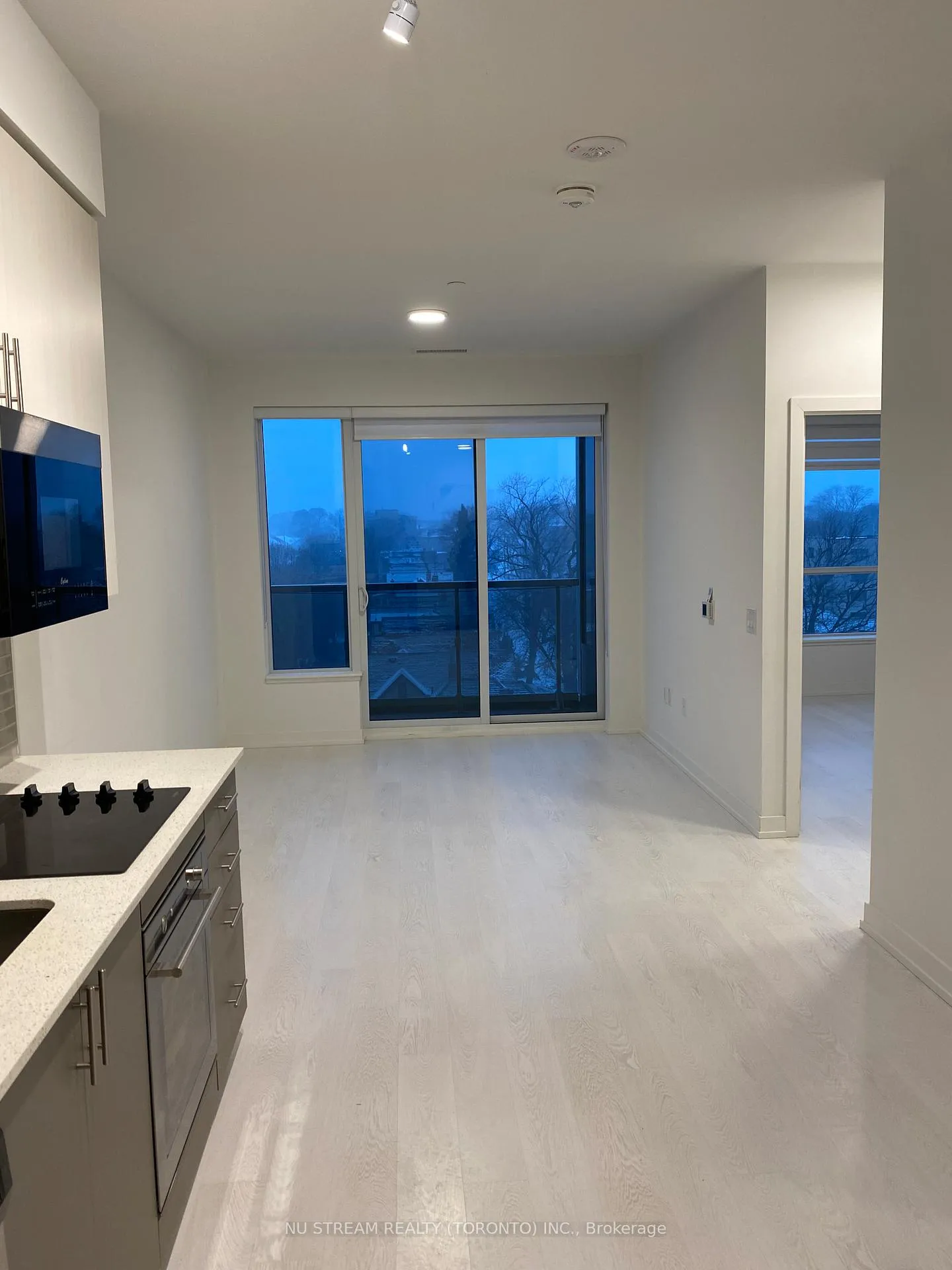 Photo 14 of Unit 714, 415 Main Street, Hamilton, Kirkendall — HOMEH