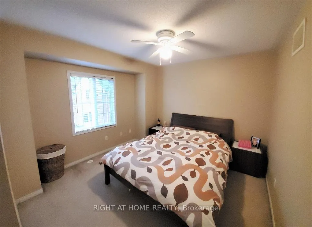 Photo 9 of Unit 3, 161 Twelfth Street, Etobicoke, New Toronto — HOMEH