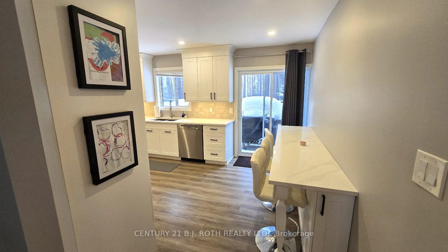 Photo 3 of 19 Fawn Crescent, Clearview, Rural Clearview — HOMEH