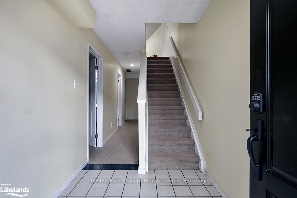 Photo 3 of Unit 34, 5 Harbour Street E, Collingwood — HOMEH