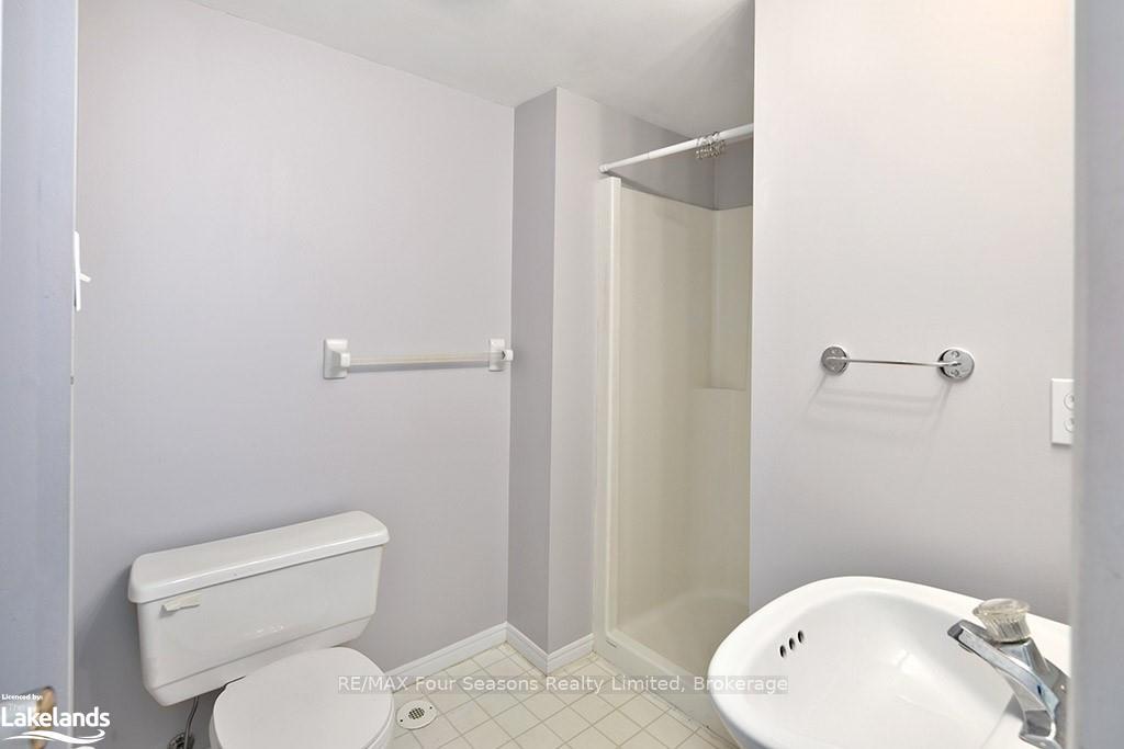 Photo 15 of Unit 34, 5 Harbour Street E, Collingwood — HOMEH