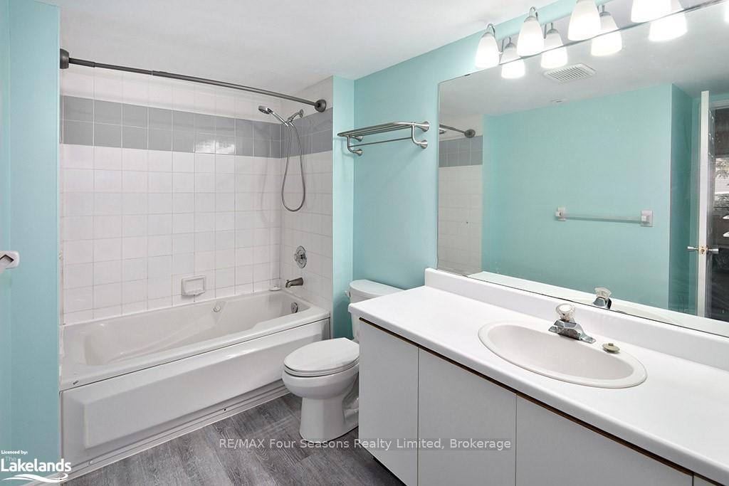 Photo 19 of Unit 34, 5 Harbour Street E, Collingwood — HOMEH