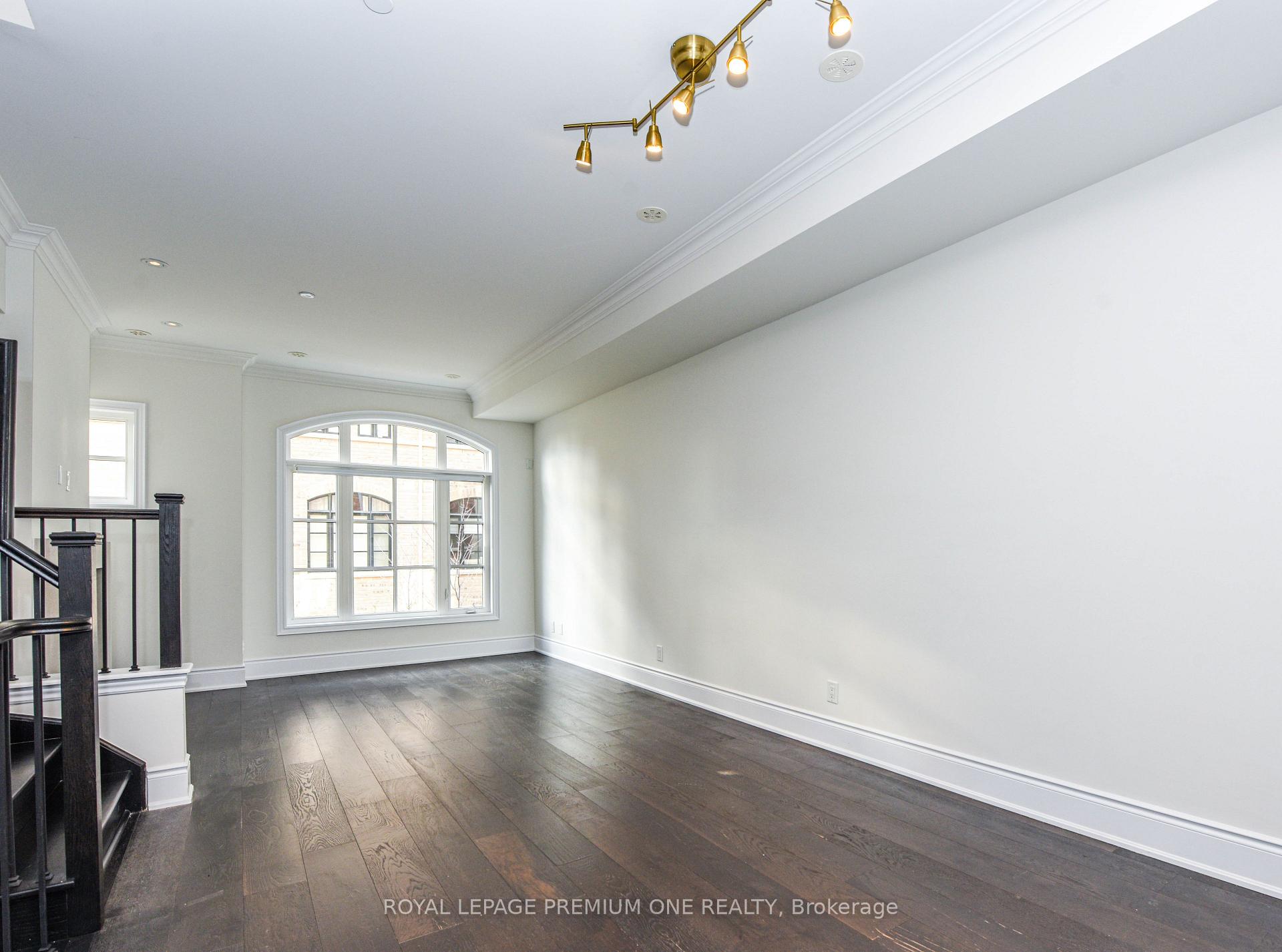 Photo 5 of Unit 64, 71 Elder Avenue, Etobicoke, Long Branch — HOMEH