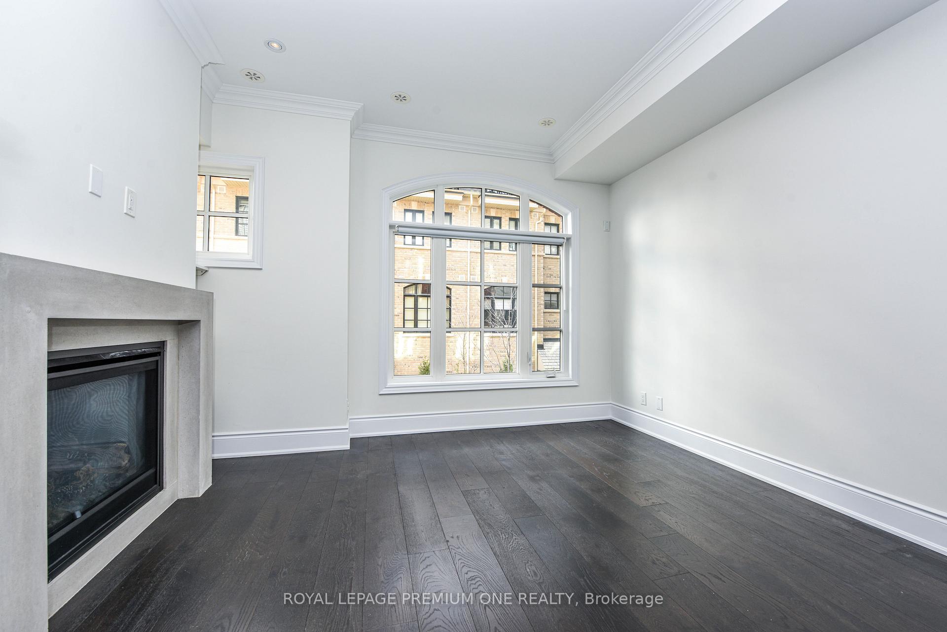 Photo 7 of Unit 64, 71 Elder Avenue, Etobicoke, Long Branch — HOMEH