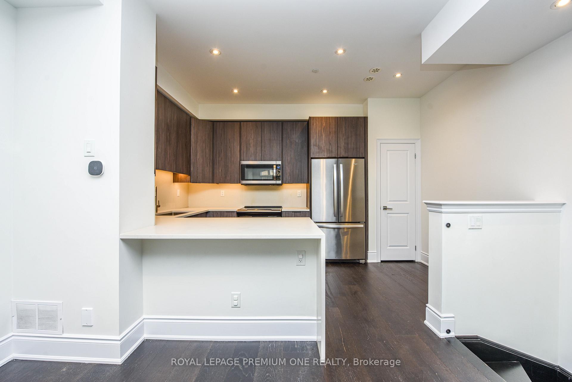 Photo 13 of Unit 64, 71 Elder Avenue, Etobicoke, Long Branch — HOMEH