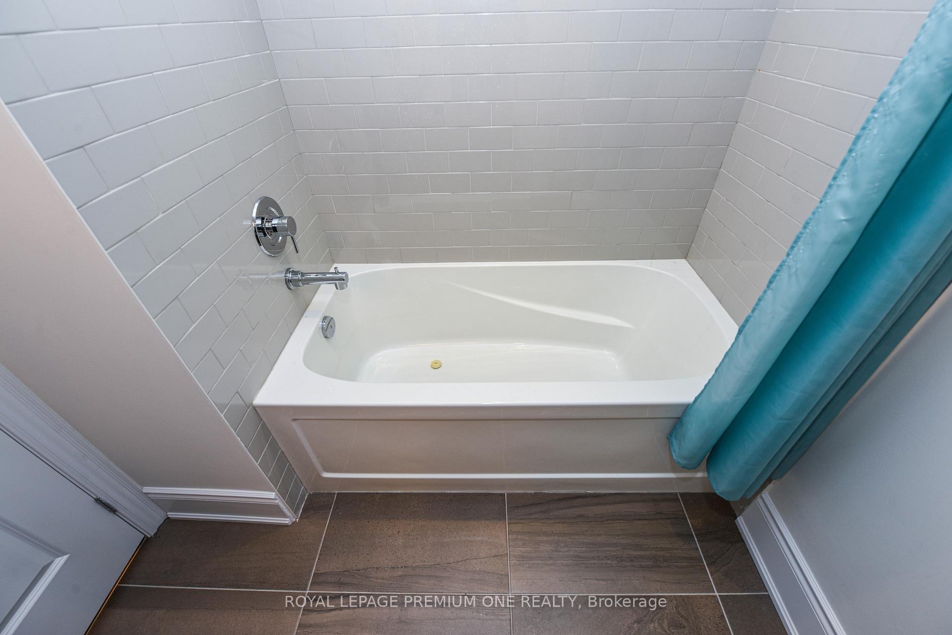 Photo 24 of Unit 64, 71 Elder Avenue, Etobicoke, Long Branch — HOMEH