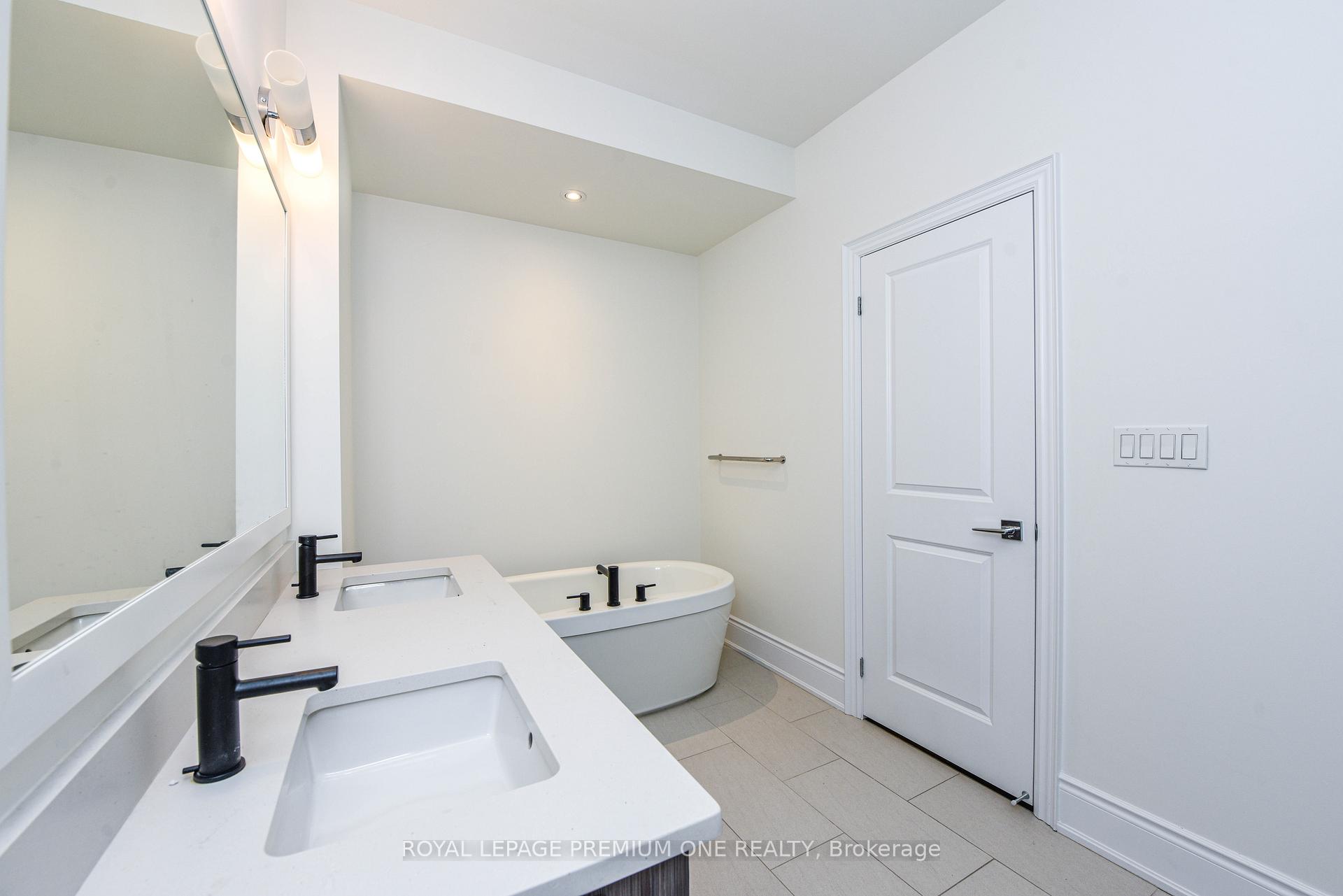 Photo 28 of Unit 64, 71 Elder Avenue, Etobicoke, Long Branch — HOMEH