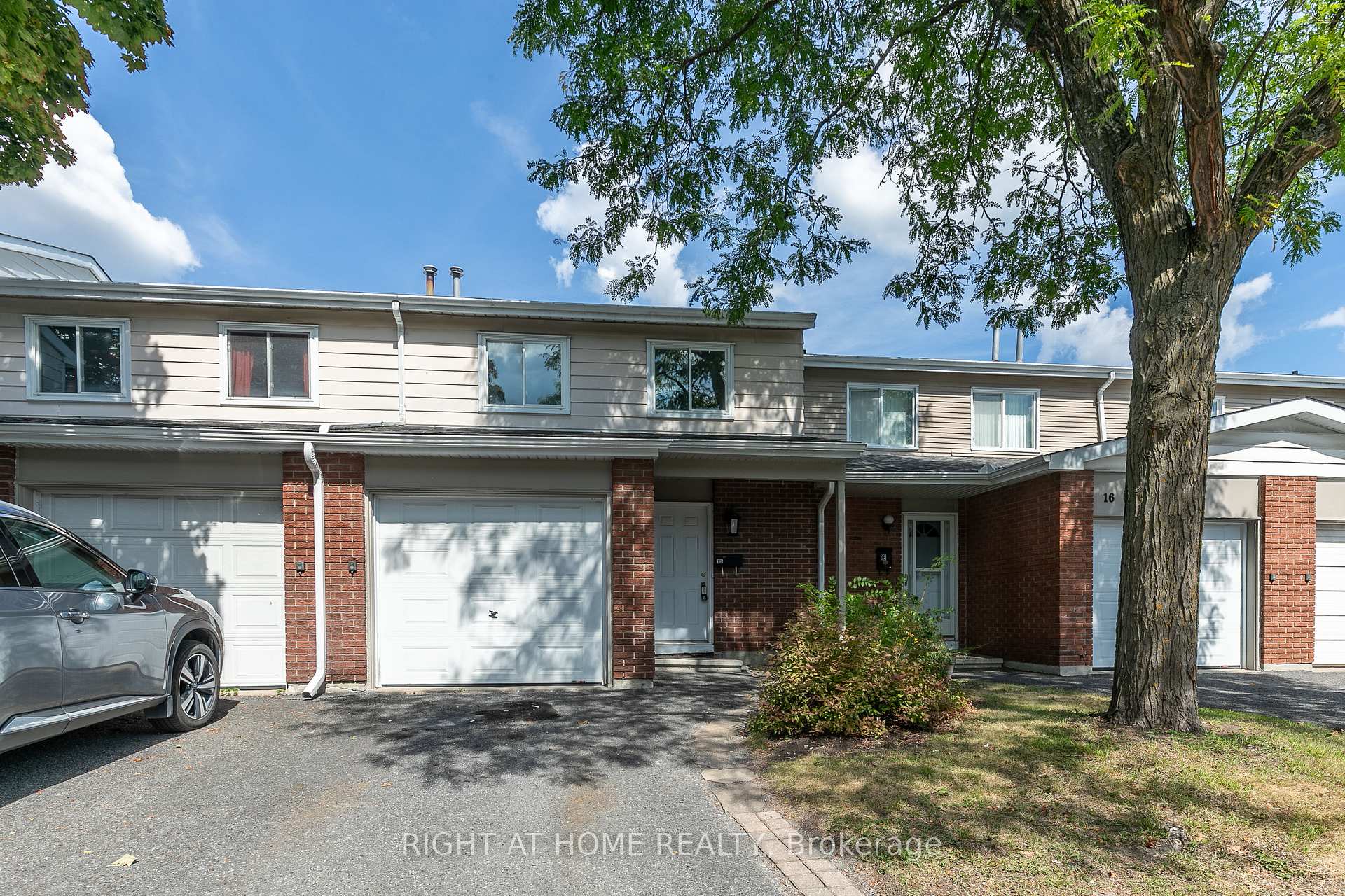 Photo 2 of Unit 15, 2669 Southvale Crescent, Ottawa, Sheffield Glen/Industrial Park — HOMEH