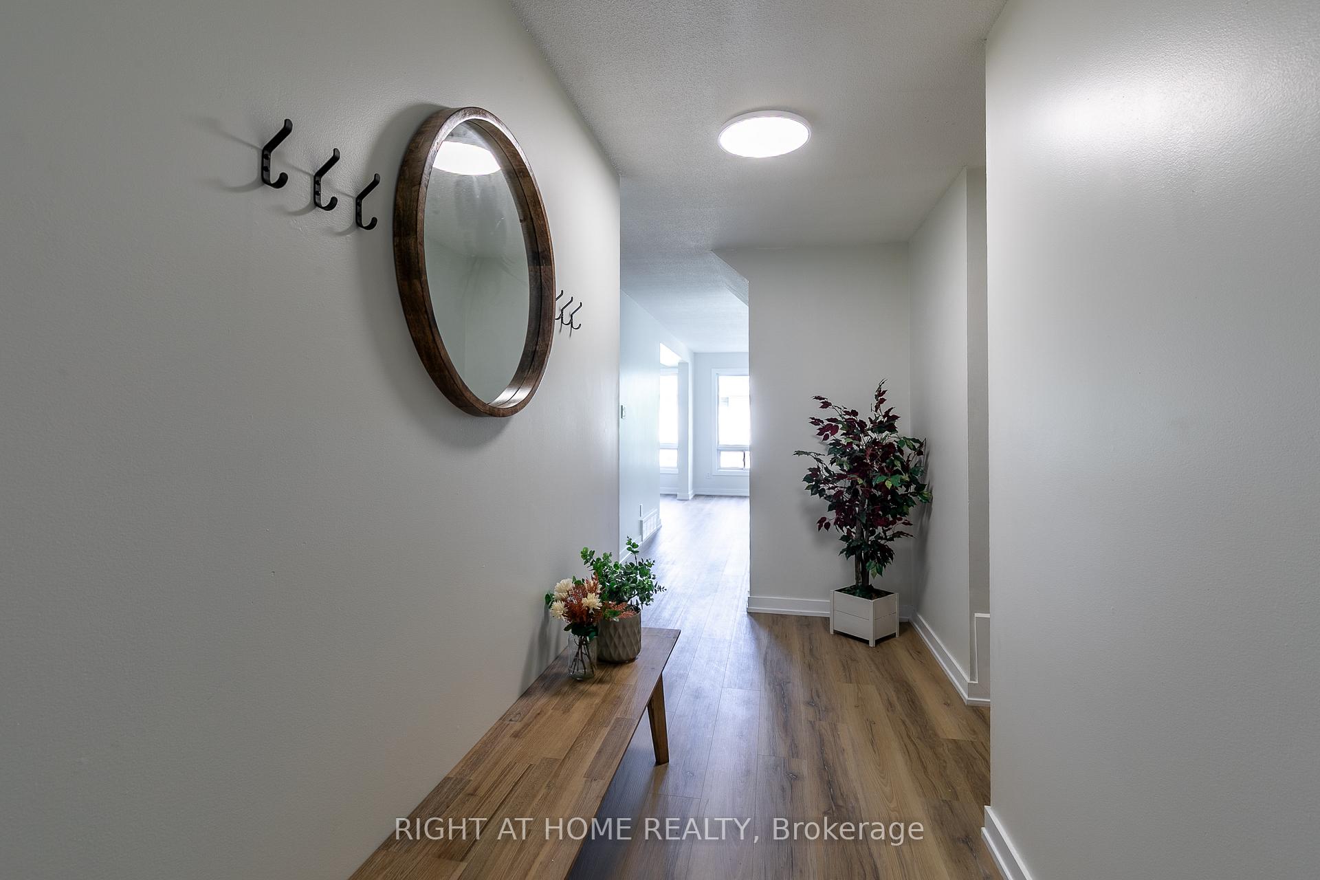 Photo 3 of Unit 15, 2669 Southvale Crescent, Ottawa, Sheffield Glen/Industrial Park — HOMEH